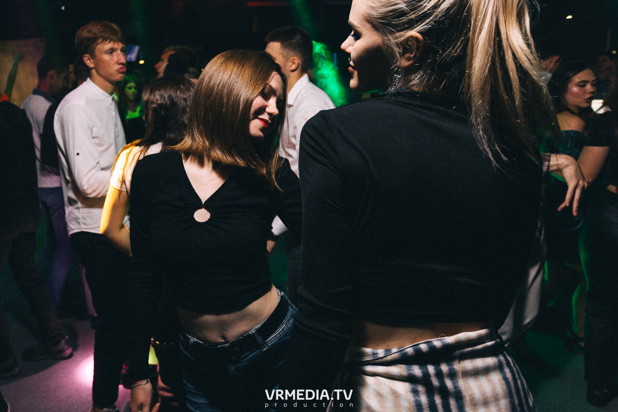 На чилле в баре «DOSKI»