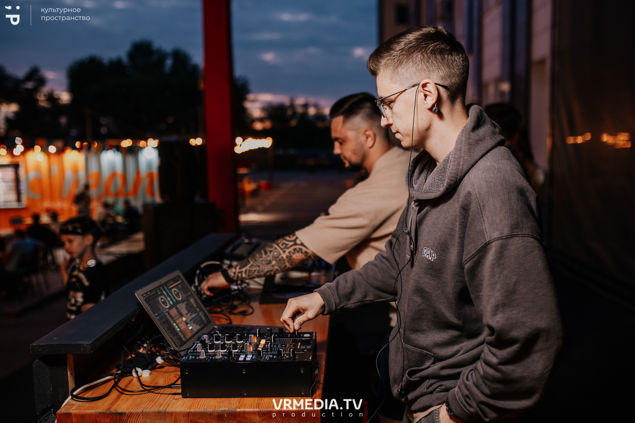 11 Friends of Chao в культурном пространстве «Редакция»