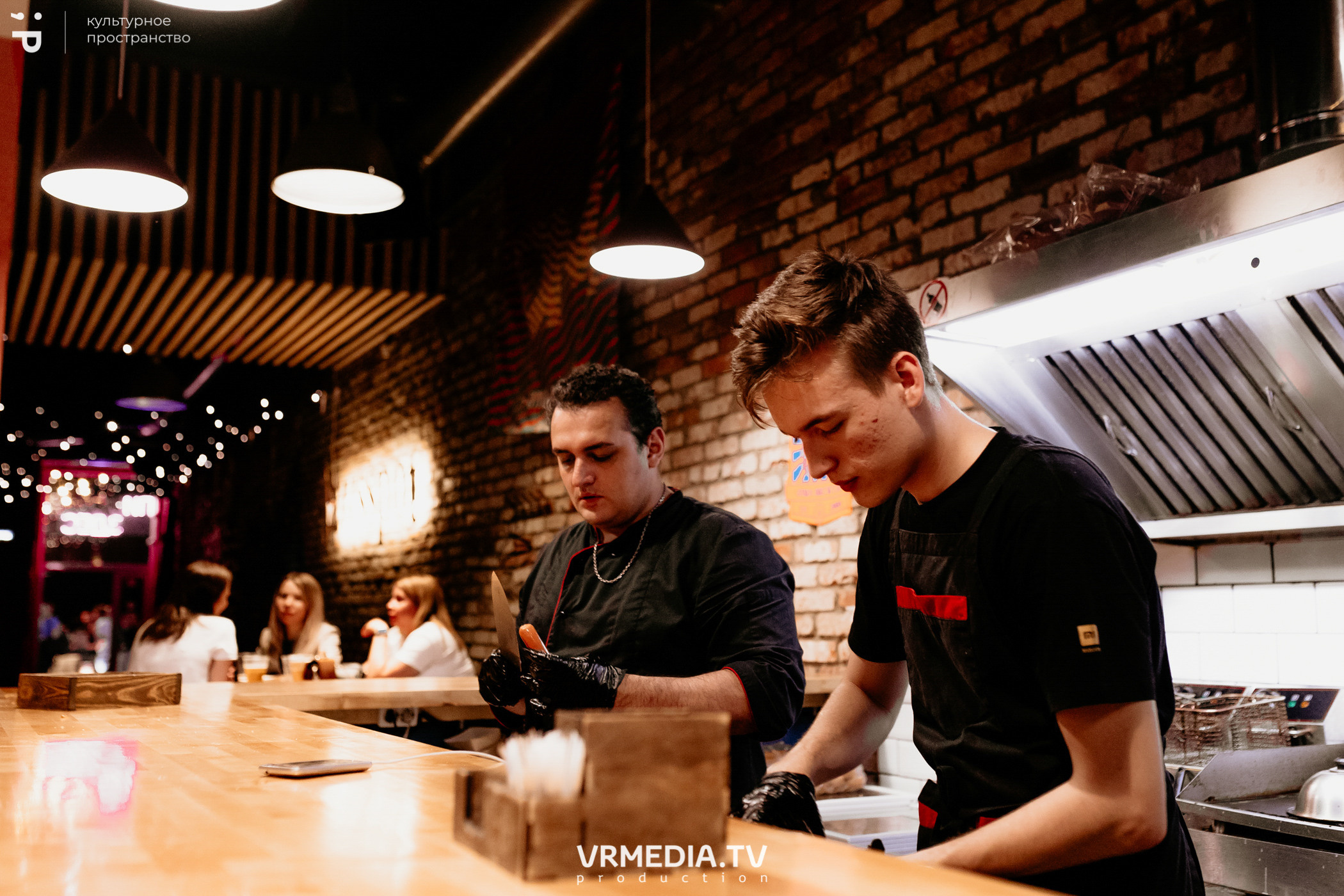 #Редакция_Лето: Time 92 в культурном пространстве «Редакция»