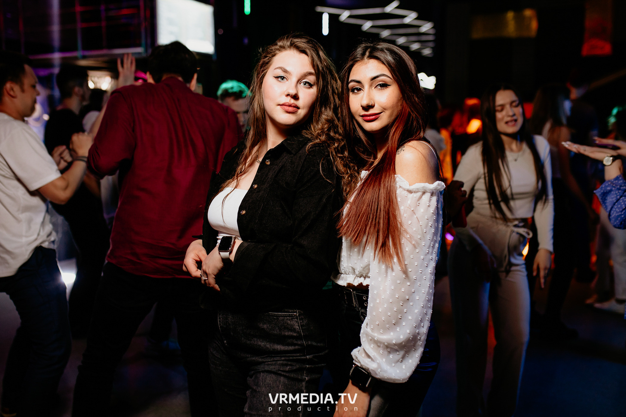 Выходные в баре «DOSKI»