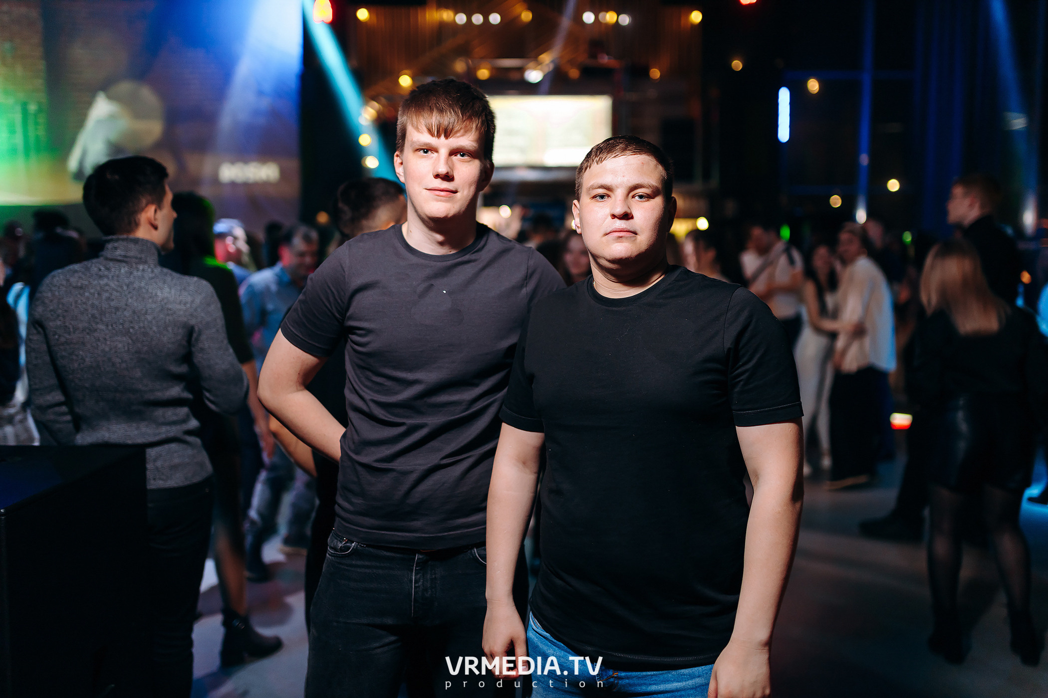 Выходные в баре «DOSKI»