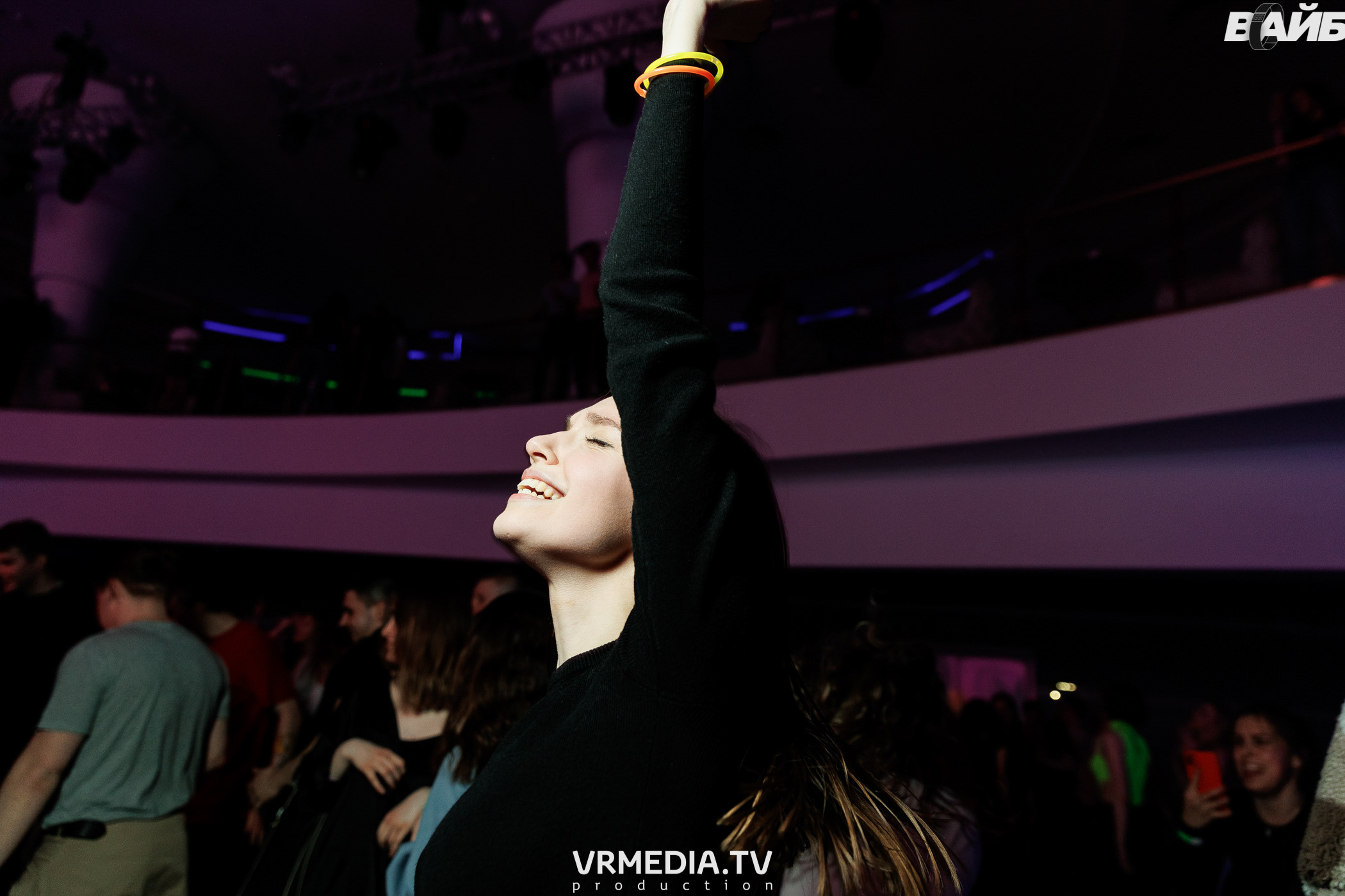 Молодость простит