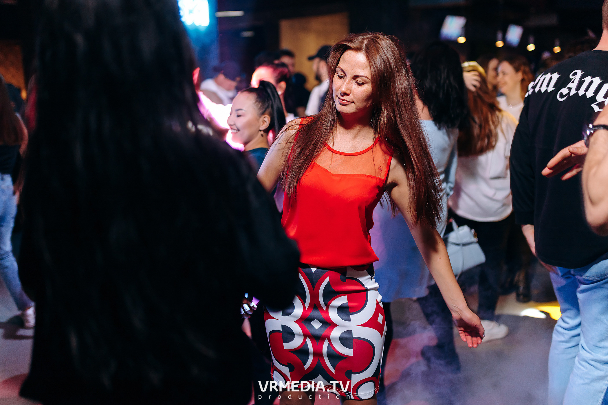 Выходные в баре «DOSKI»