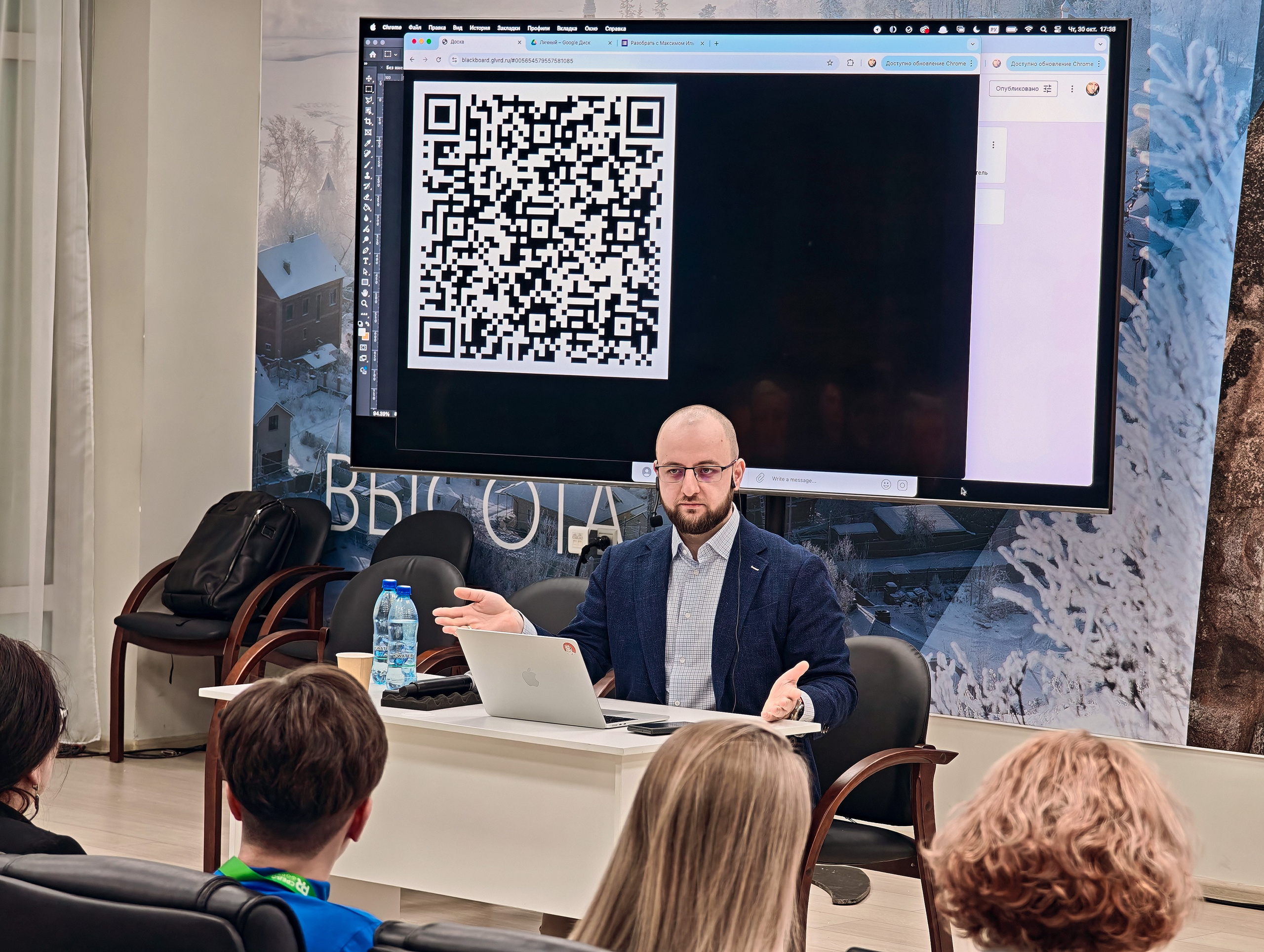 PR Среда в СФУ — СНЯТО НА СМАРТФОН (2 дня съёмок). Фотограф Яковлев Роман — Красноярск