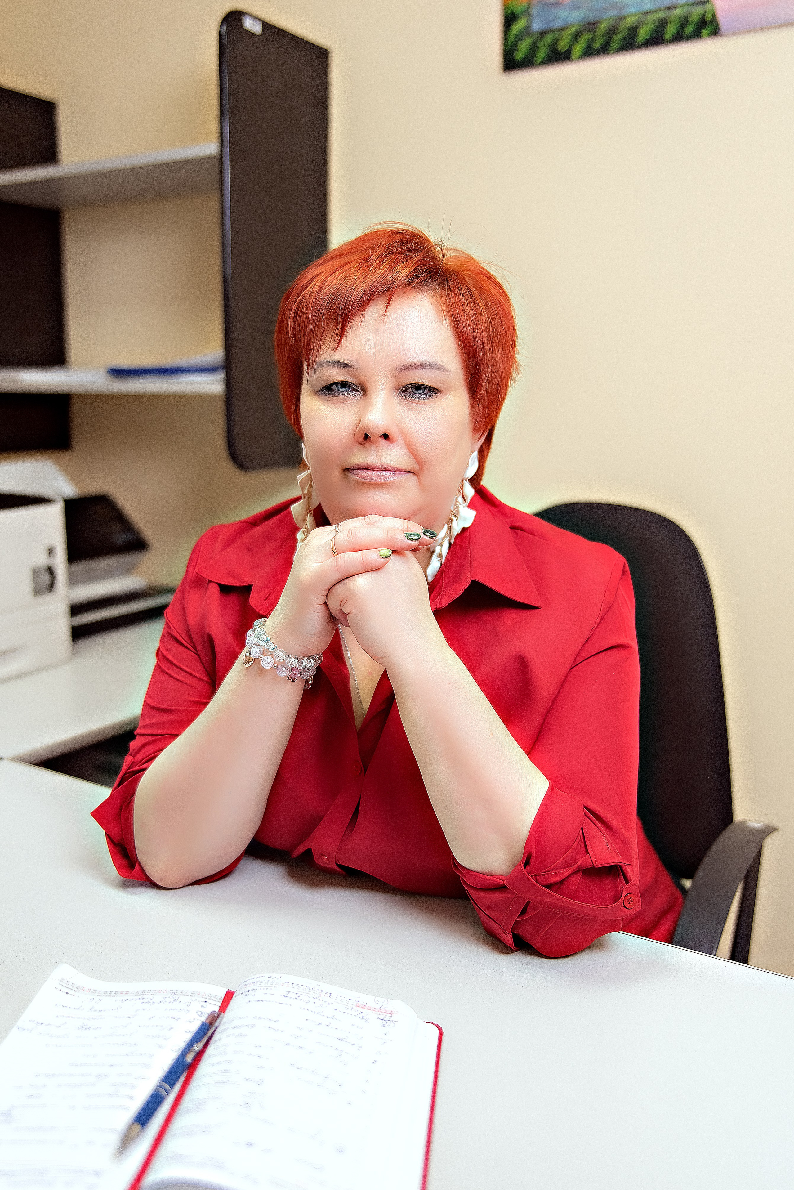 Женская портретная фотосессия для коллектива страховой компании АСКО!. Семейный и портретный фотограф Кыштым Челябинск Марина Шигапова