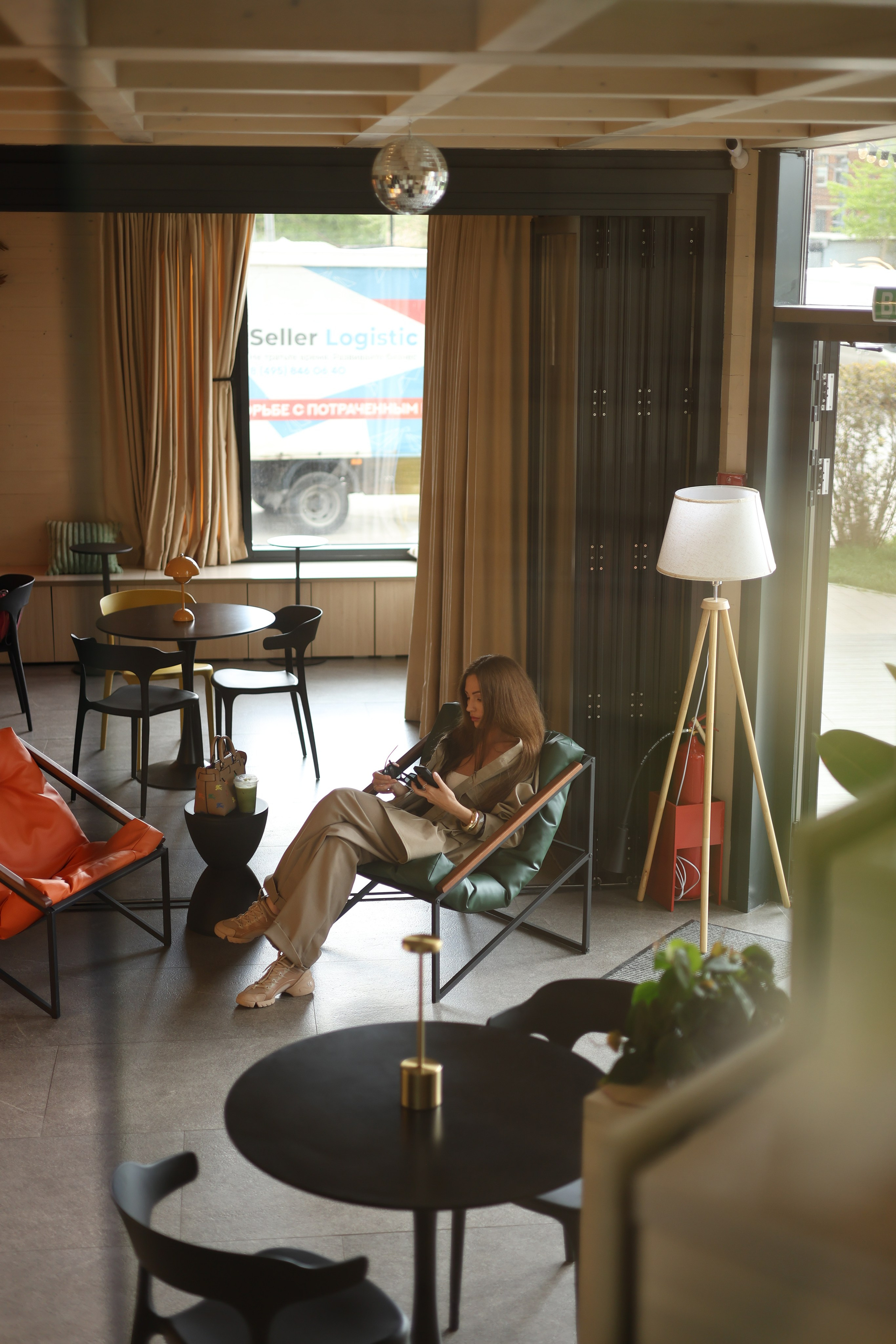 IZZI. Коммерческий фотограф в Москве