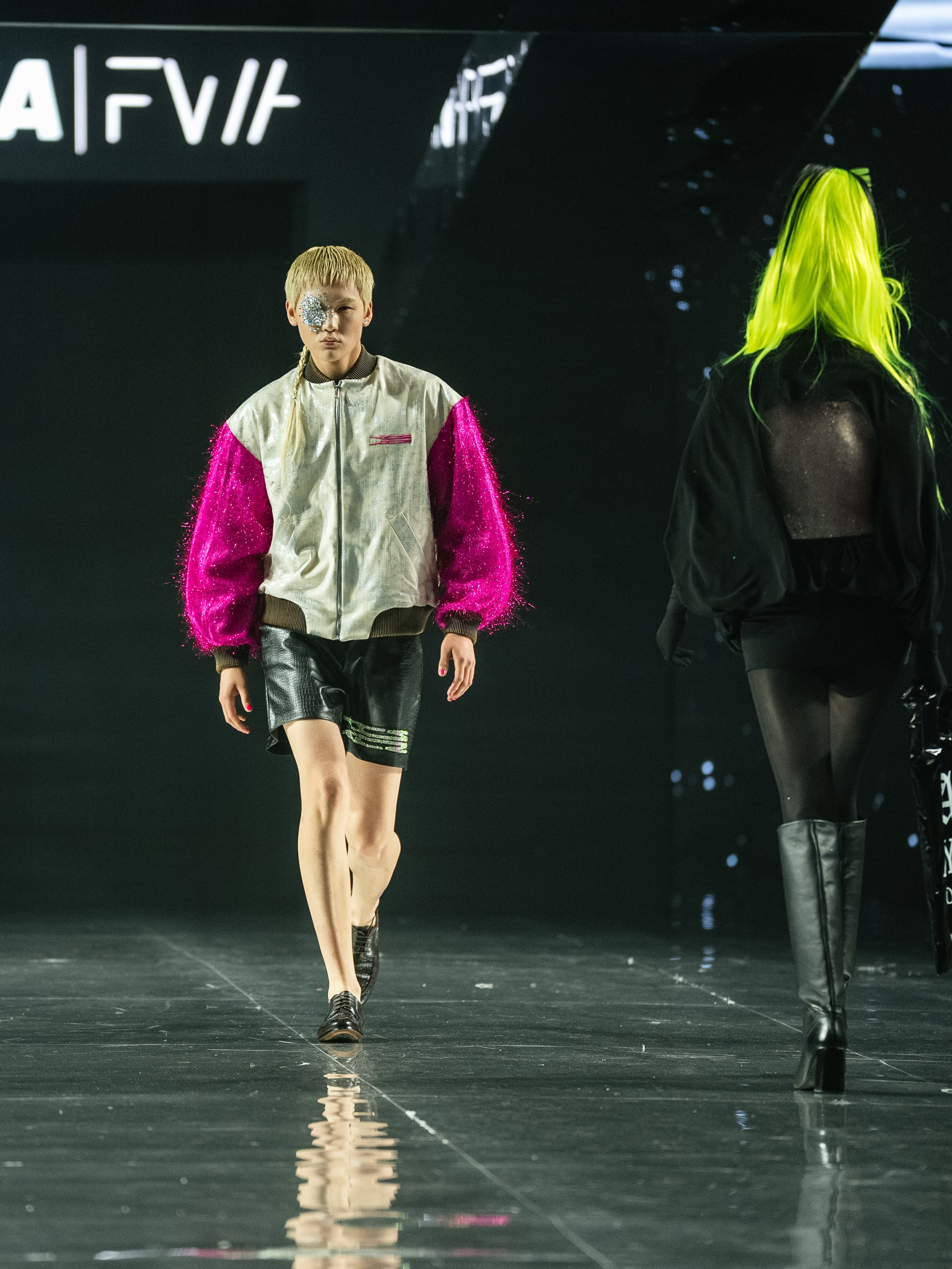 Visa Fashion Week YESYES. Сайт Алматинского НЮ АРТ, будуар и фэшн фотографа Дениса Карпенко