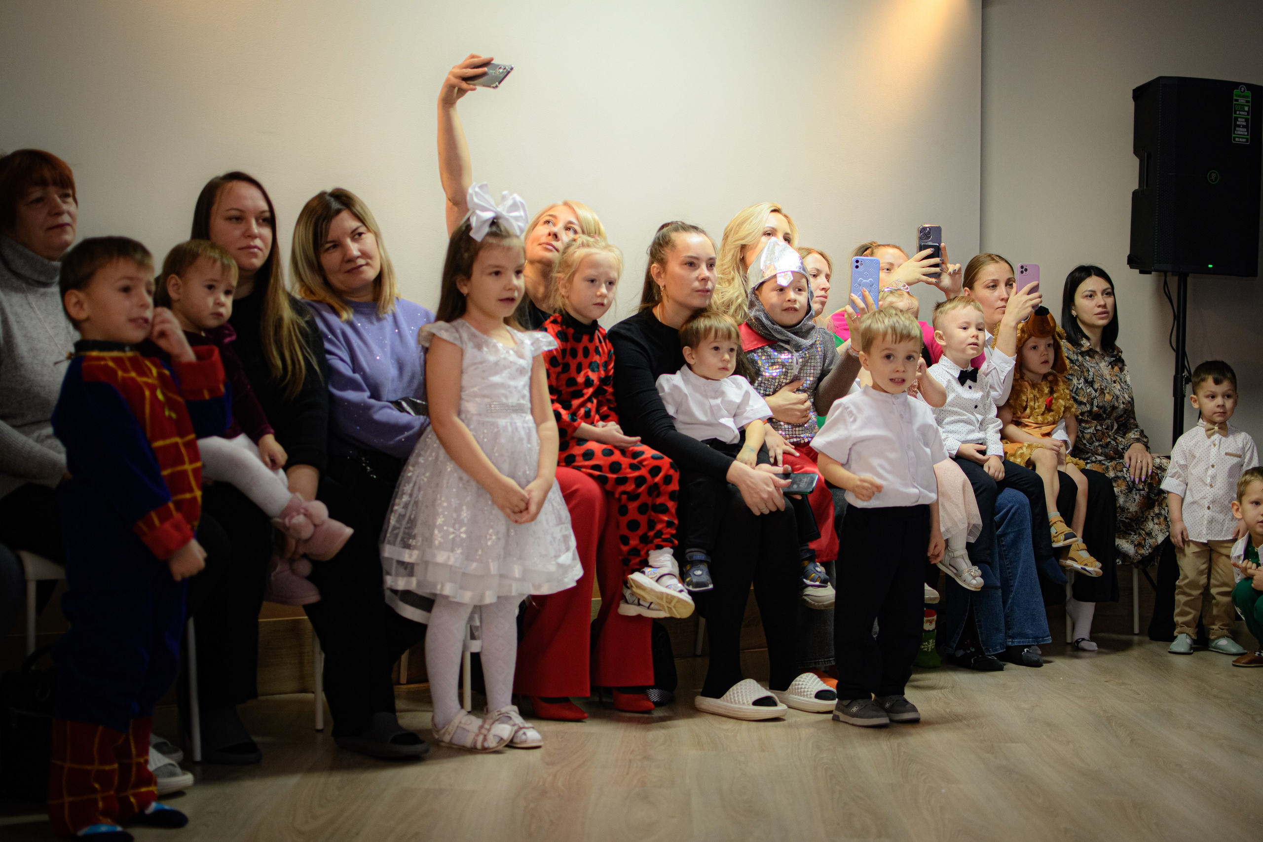 HAPPY NEW YEAR. Photokarish