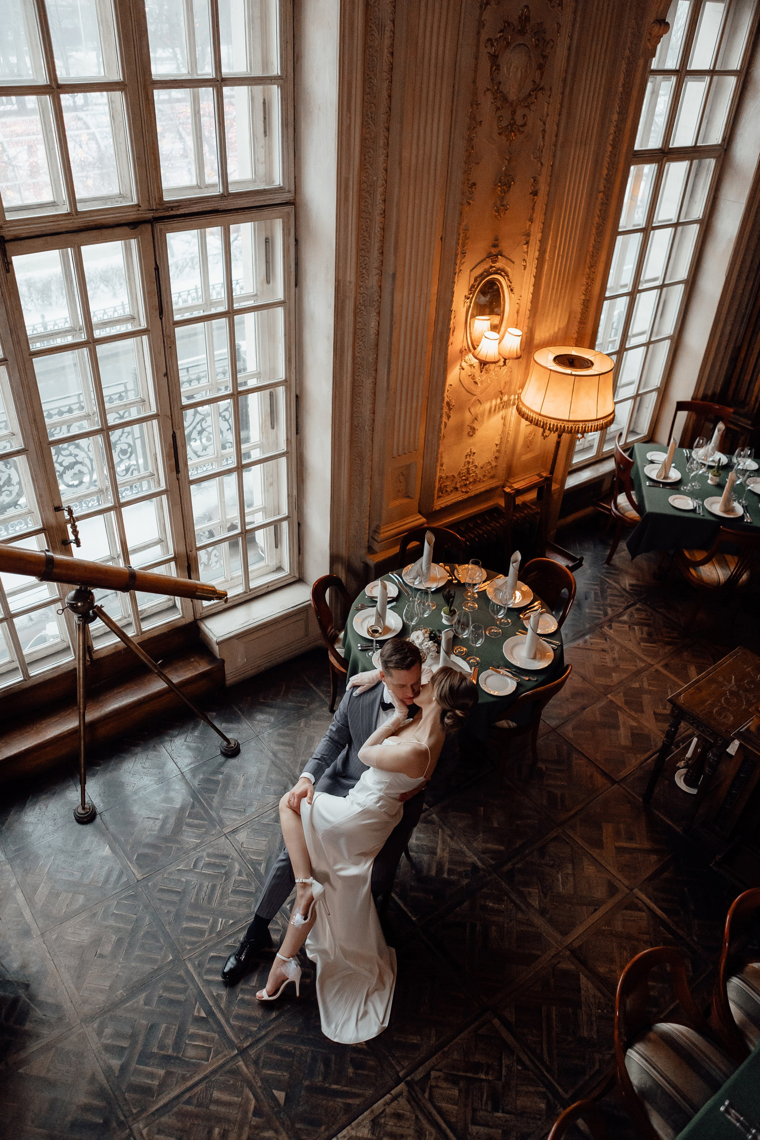 Свадебная фотосессия в кафе Пушкин