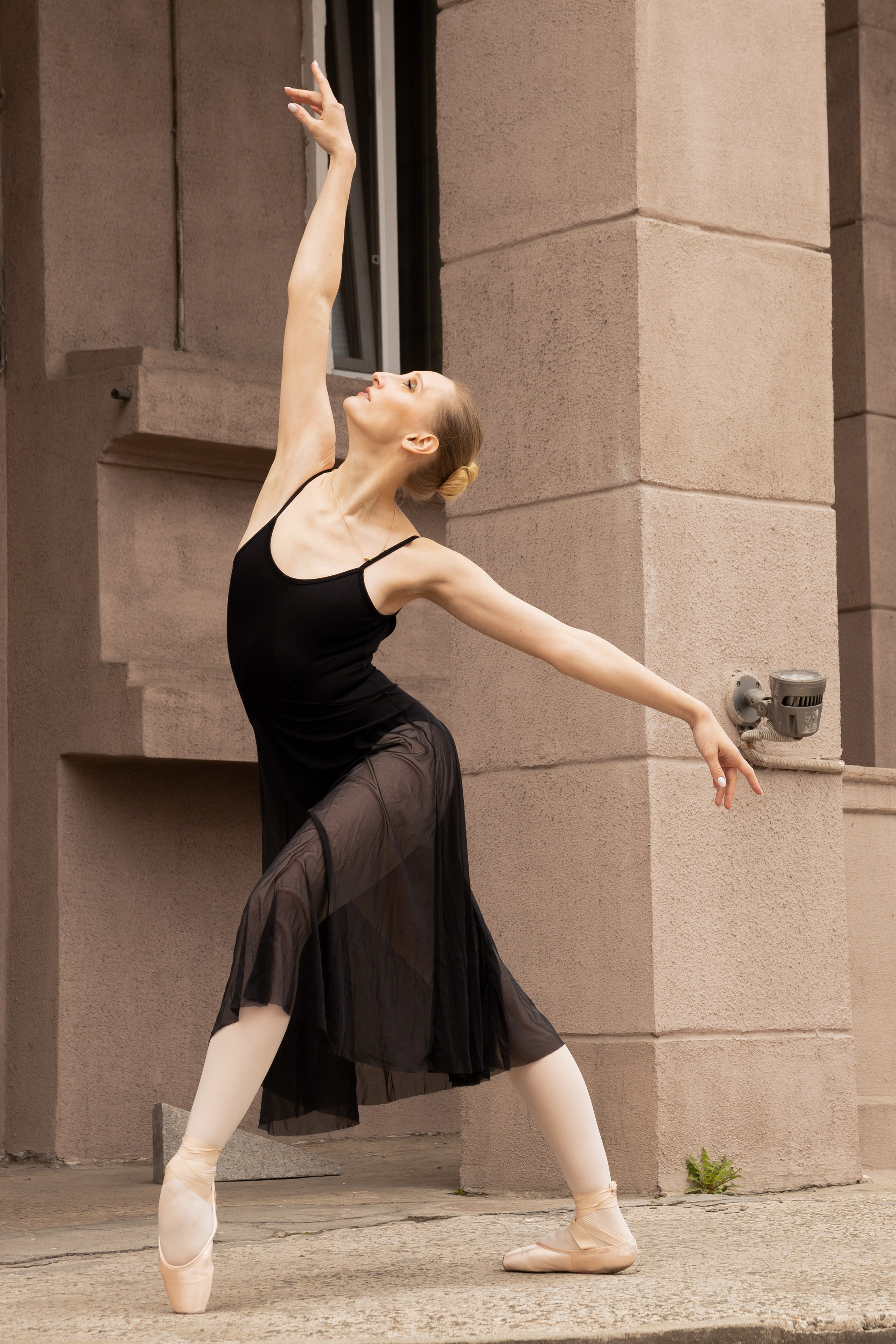 Балерина в городе. Фотограф Владивосток