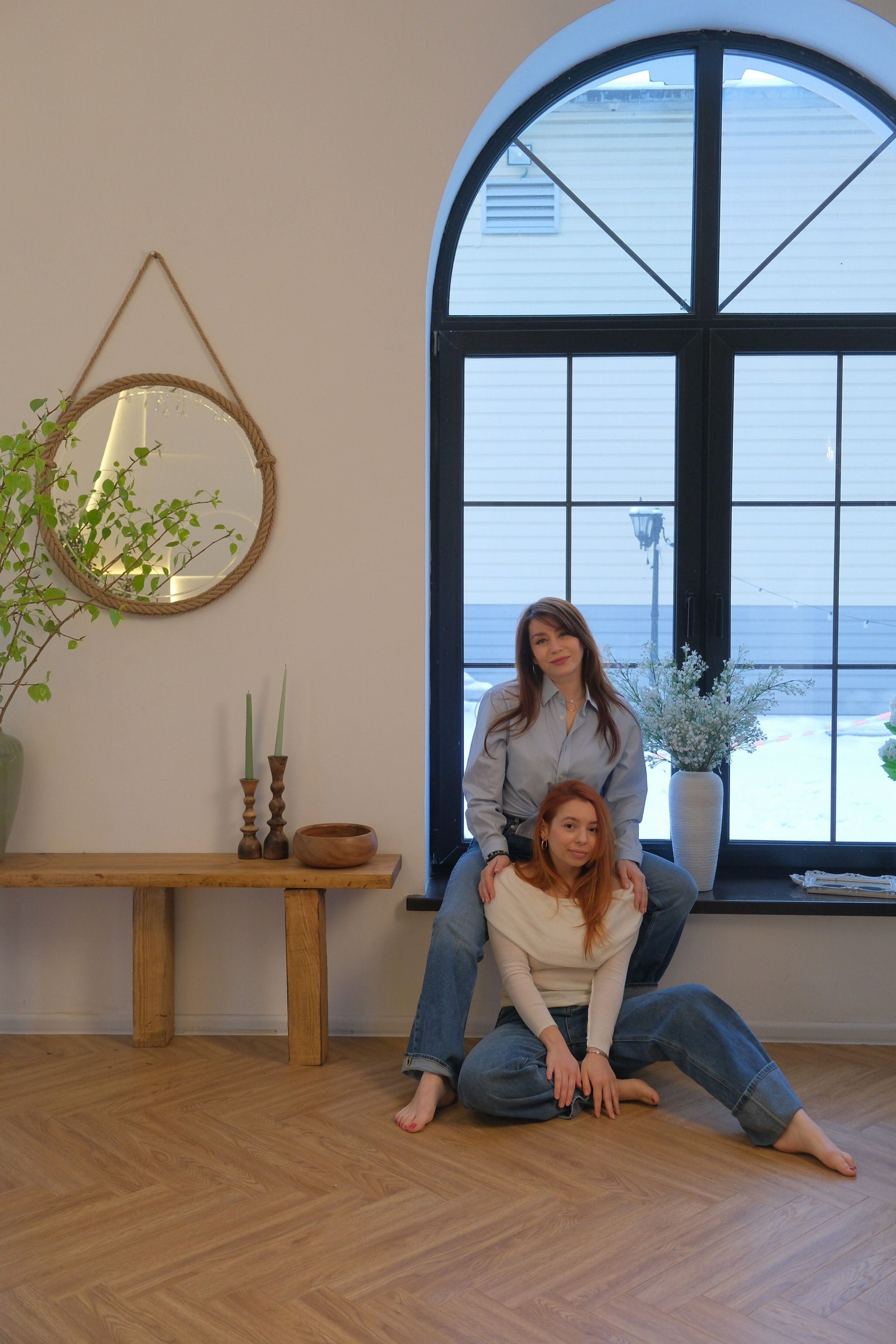 Мама и взрослая дочь. Фотограф на камеру и мобильная съемка в Казани Лидия