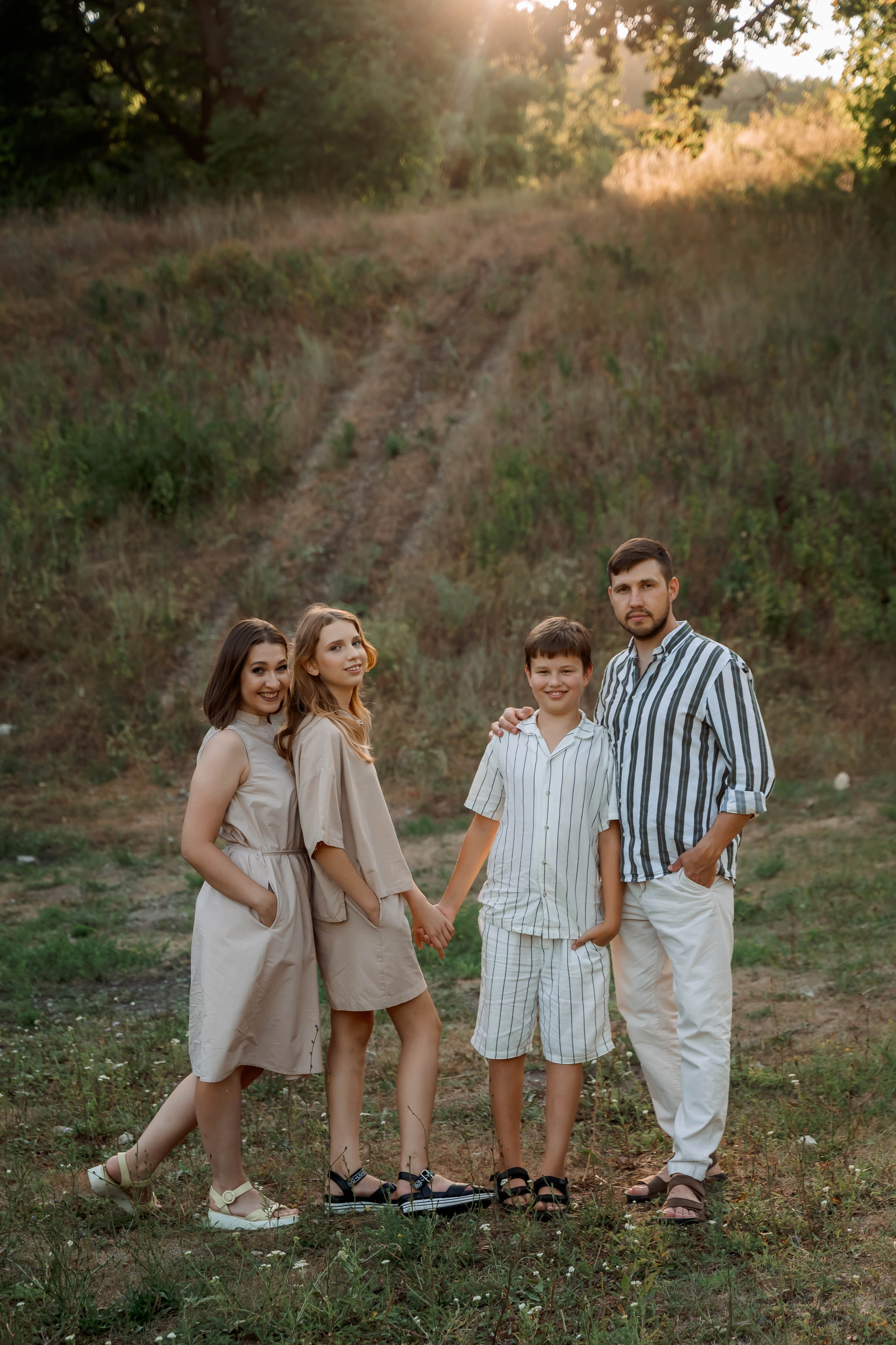 Семья Екатерины. Локация — Смирновское ущелье. Семейный фотограф в Саратове