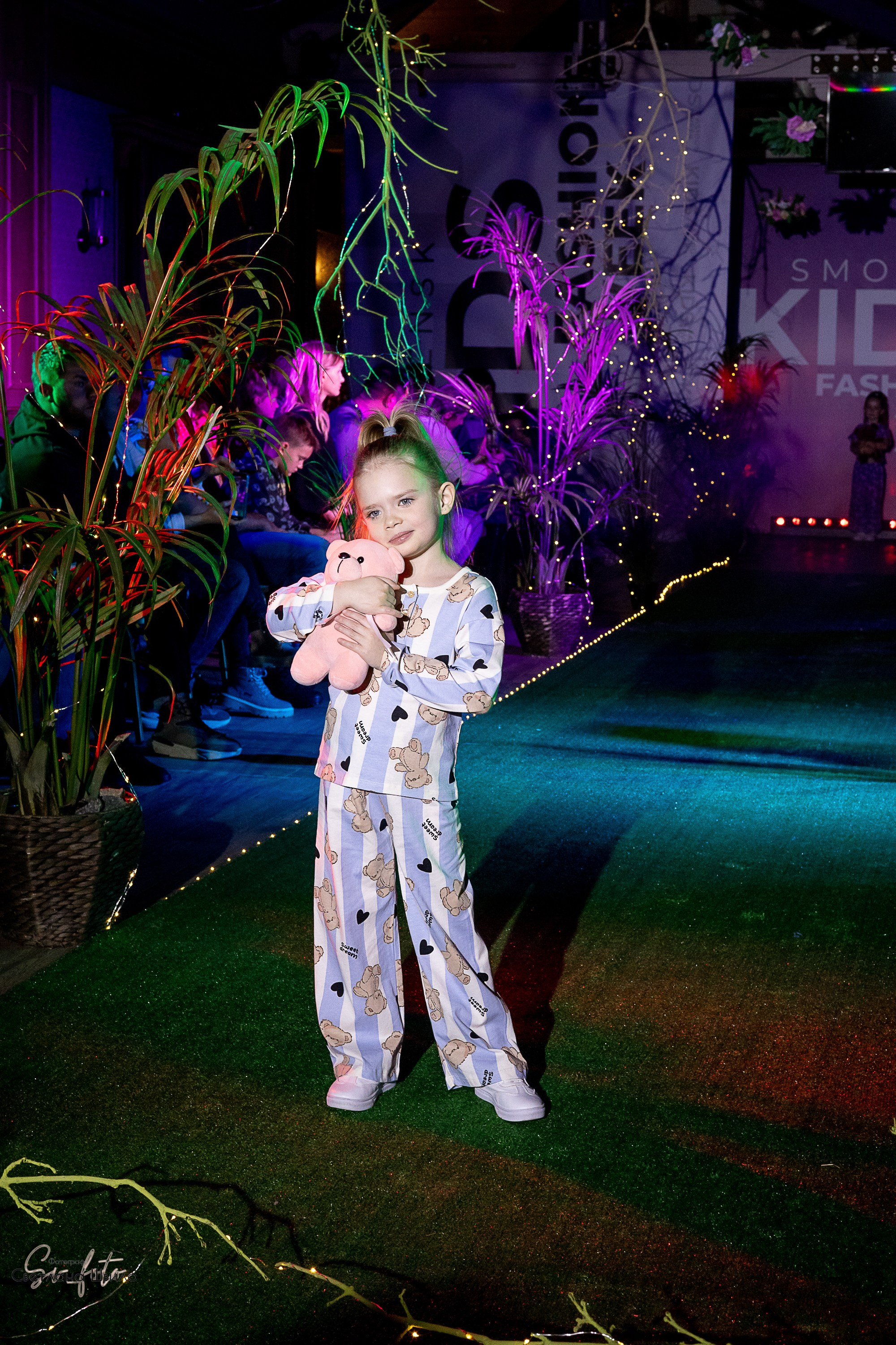 Smolensk Fashion Week_показы_ДЕНЬ 3_ФИНАЛ_Алиса в стране чудес. Главная