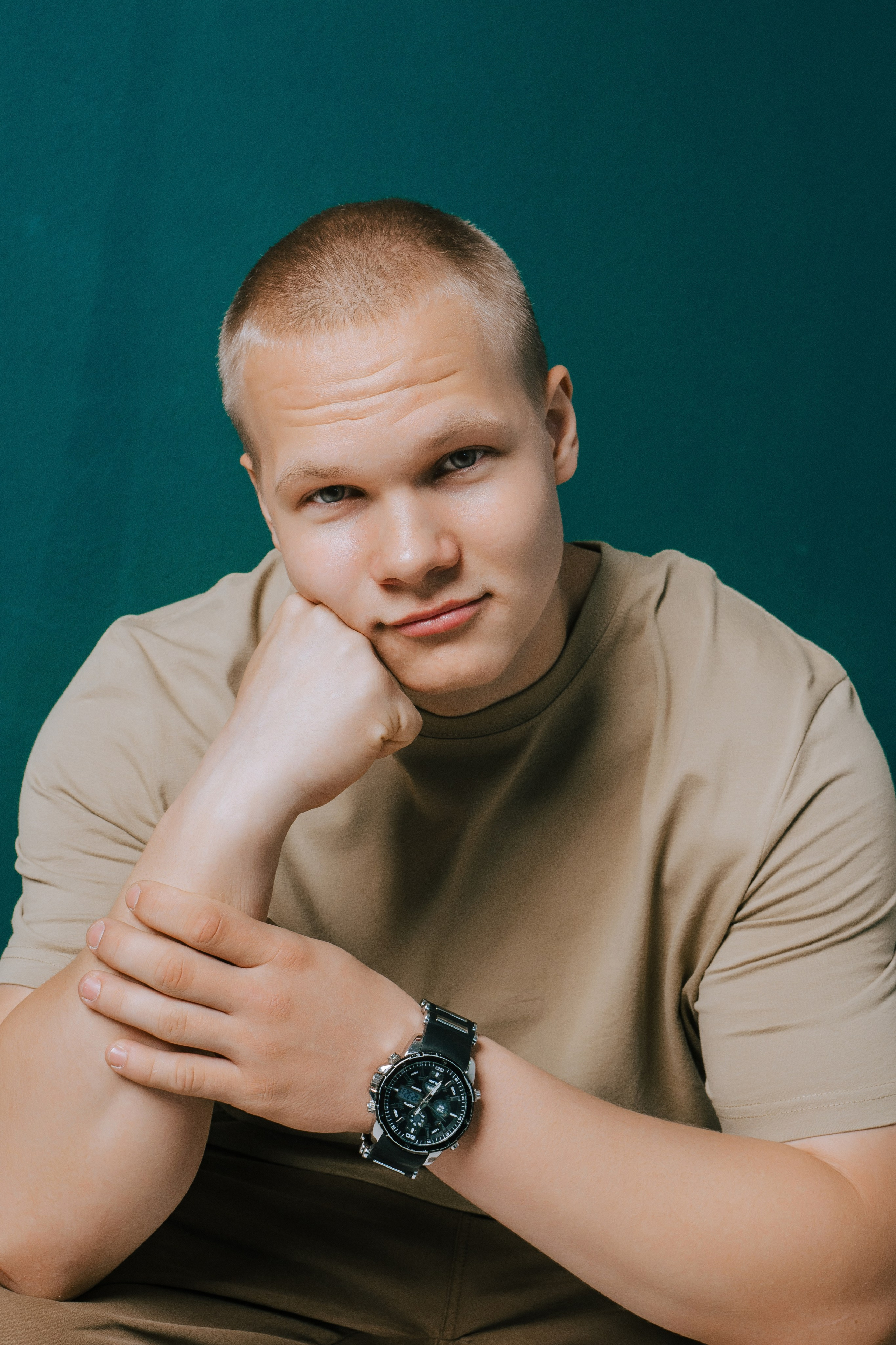 4 Школа — Заводской. Фотограф Ярмишко Дарья. Выпускные фотокниги