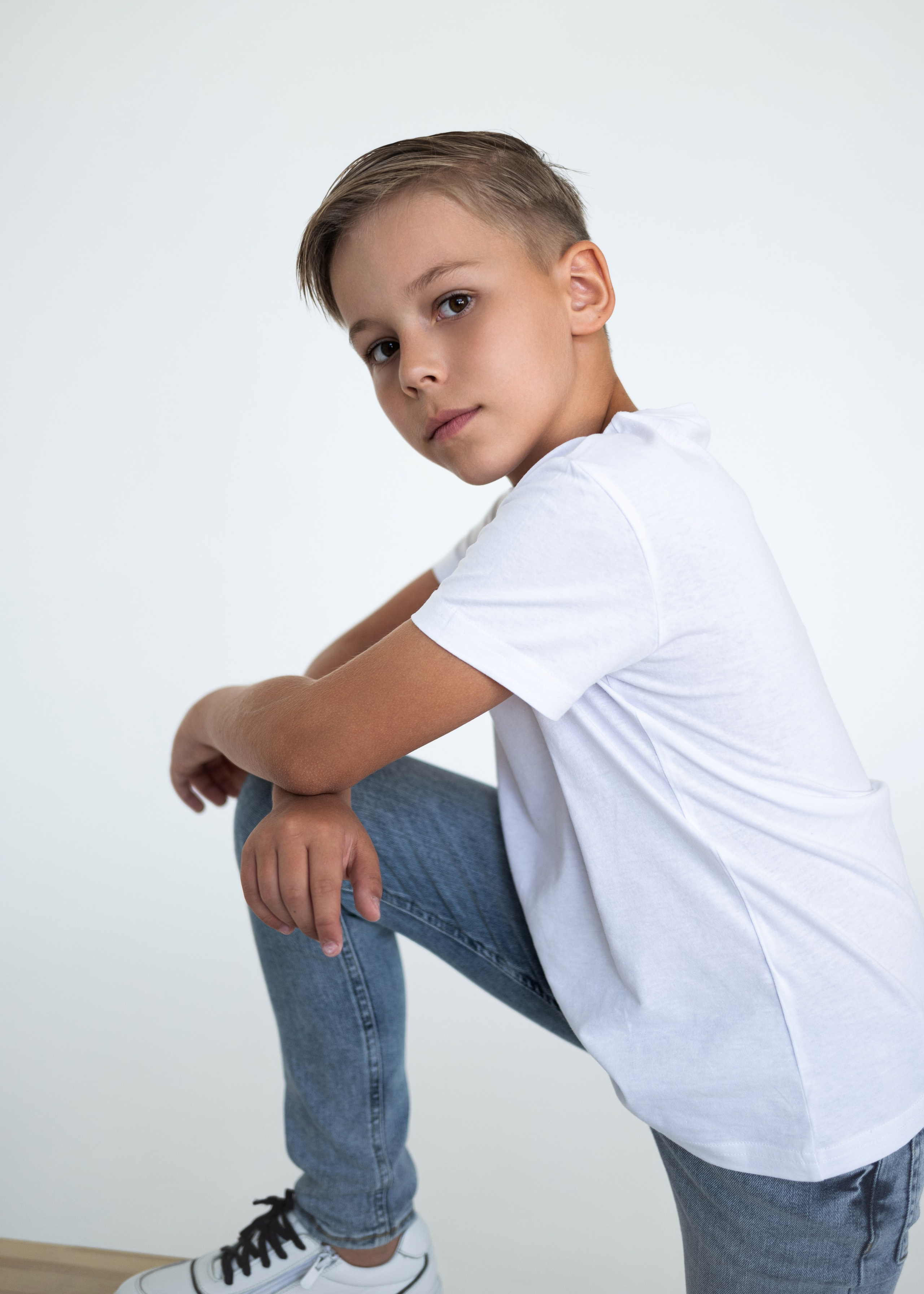 Модельное портфолио. Фотограф Москва Виктория Вишневская актерское / модельное портфолио