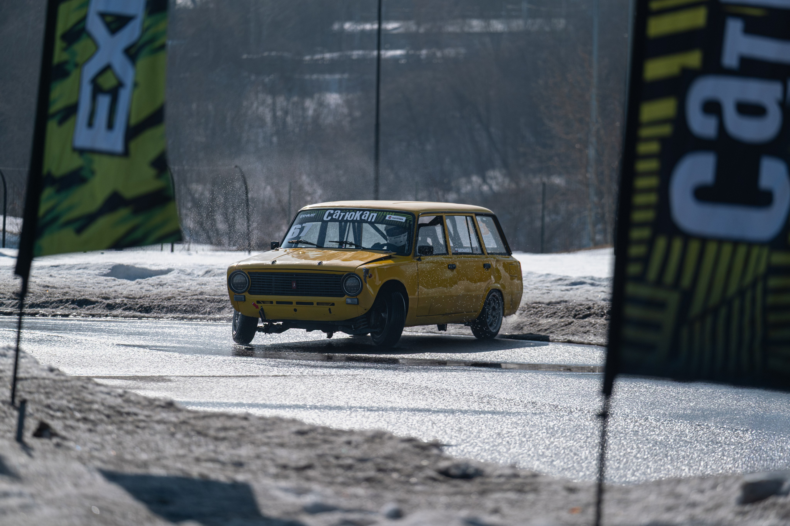 Спортивная автомобильная съемка. Malenkyia