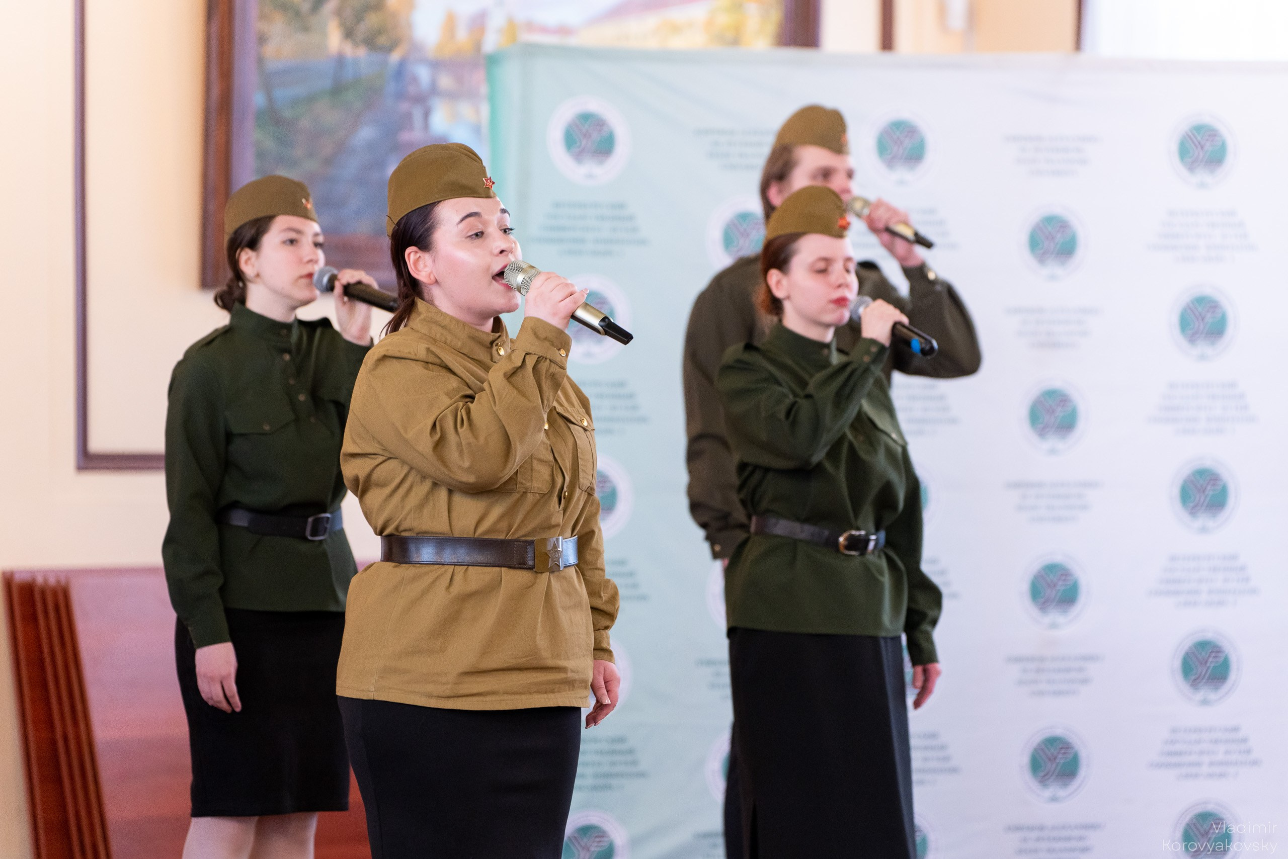 Мероприятия ко Дню Победы. Фотограф Владимир Коровяковский