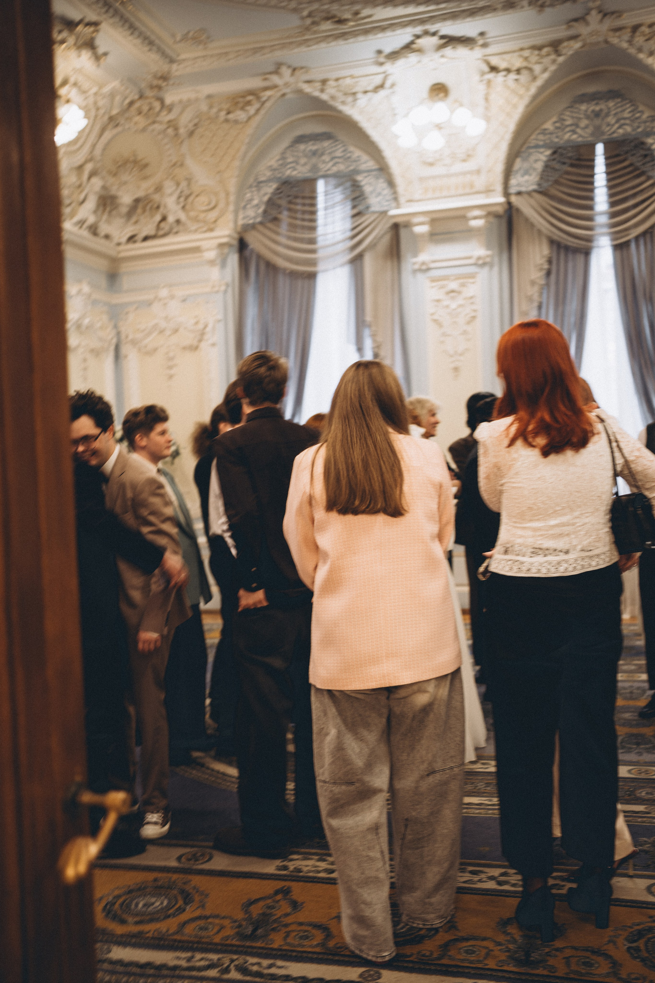СВАДЕБНАЯ СЬЕМКА ВО ВТОРОМ ДВОРЦЕ С ГОСТЯМИ И ПРОГУЛКА В ТАВРИЧЕСКОМ САДУ. Профессиональный фотограф, Санкт-Петербург — Виктория Богомолова