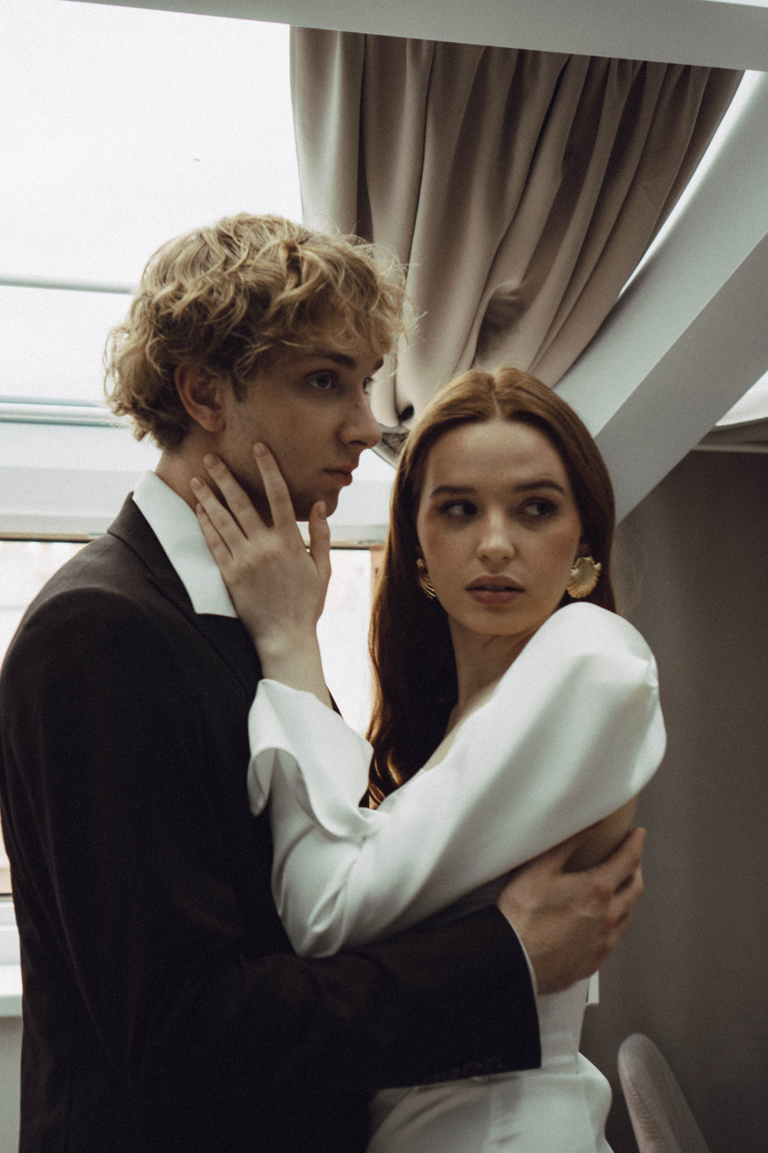 СВАДЕБНАЯ СЬЕМКА В ОТЕЛЕ. СБОРЫ ЖЕНИХА И НЕВЕСТЫ И ТАКЖЕ ТОР И ПОДГОТОВКА К ПРОГУЛКЕ. Профессиональный фотограф, Санкт-Петербург — Виктория Богомолова