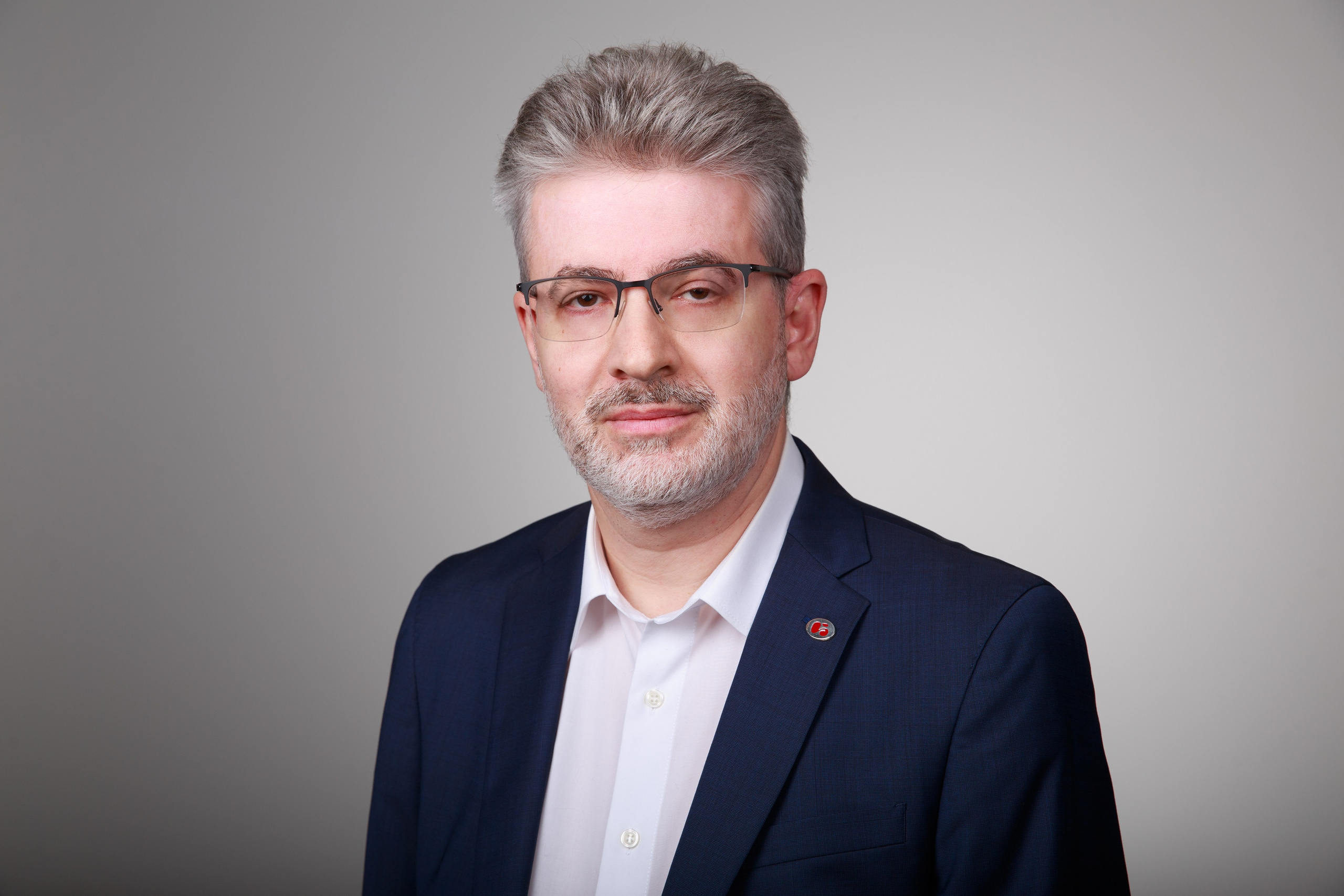 Бизнес-портрет в Москве — профессиональная фотосъёмка для вашего имиджа. Фотограф в Москве Владимир Осиченко — портреты, мероприятия, репортажи