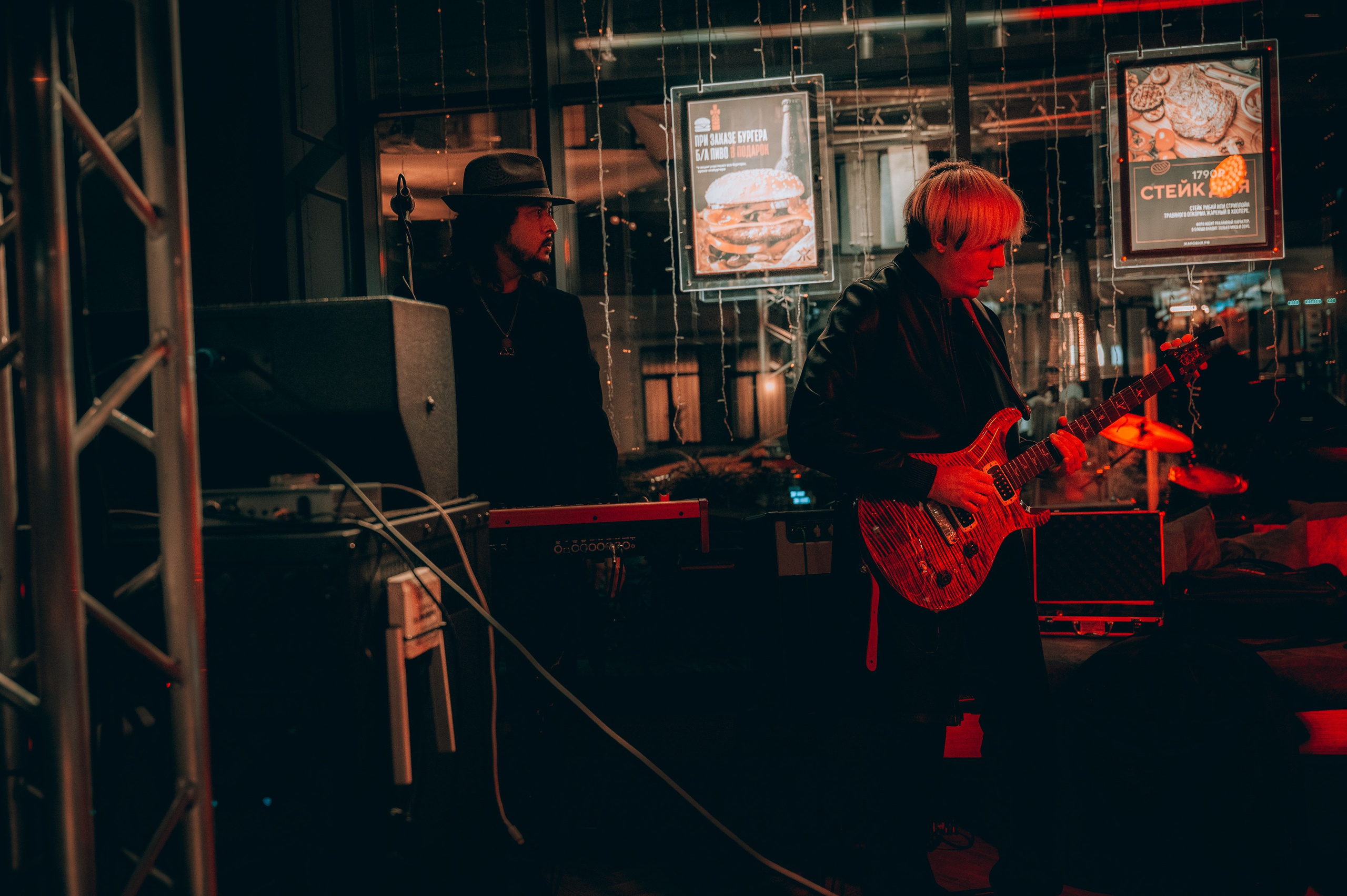 Андрей Храмов Бэнд «Классика зарубежного рока» (26.09.2025, ресторан Жаровня). Photographer in Moscow Anna Chistiakova