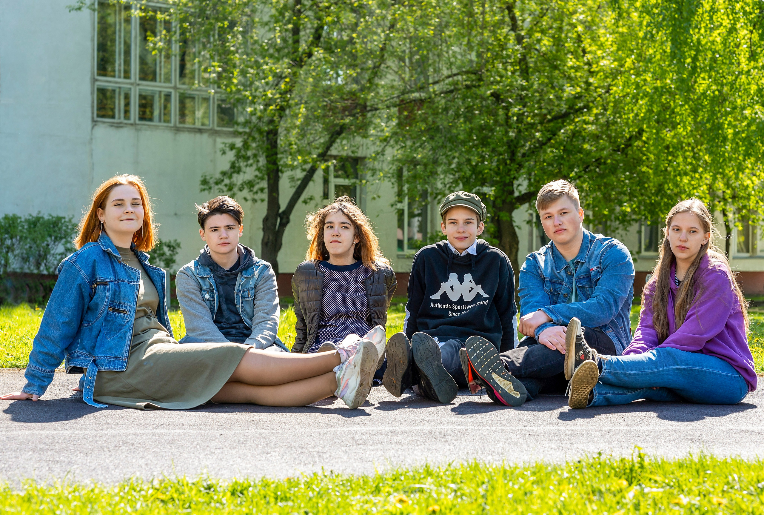 Фотосессия в классе и на территории школы. 9-И класс школа 1413. Детский и семейный фотограф г. Москва Оксана Катаджи