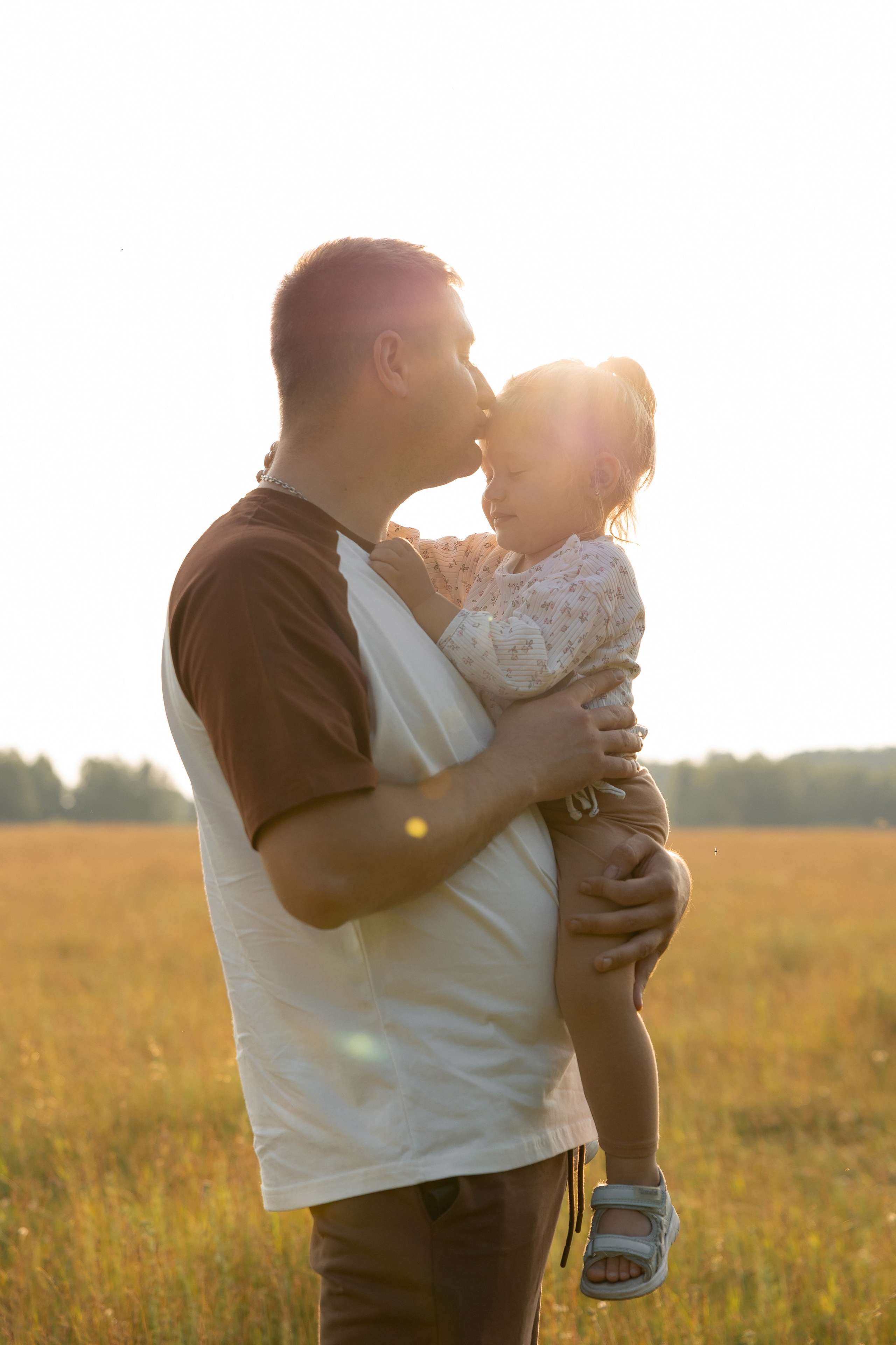 В поле. Семейный и свадебный фотограф в Челябинске Мария Леонтьева