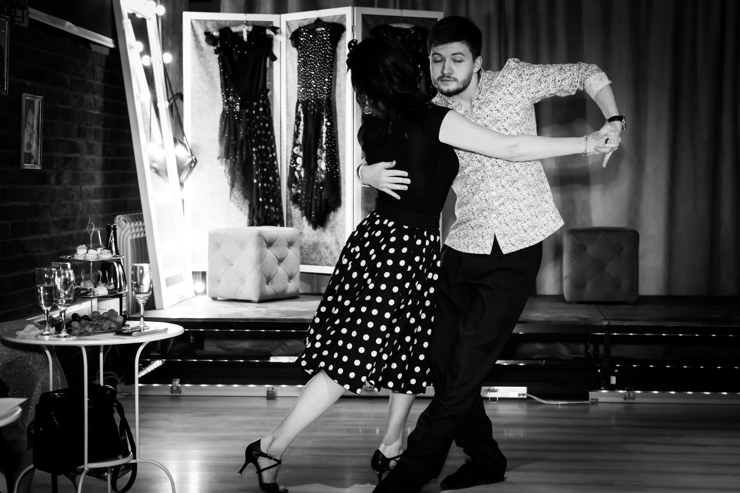 Фото с милонги. Фотограф Вадим Тренин — аналоговая ретрофотосъемка, танго-фотография,