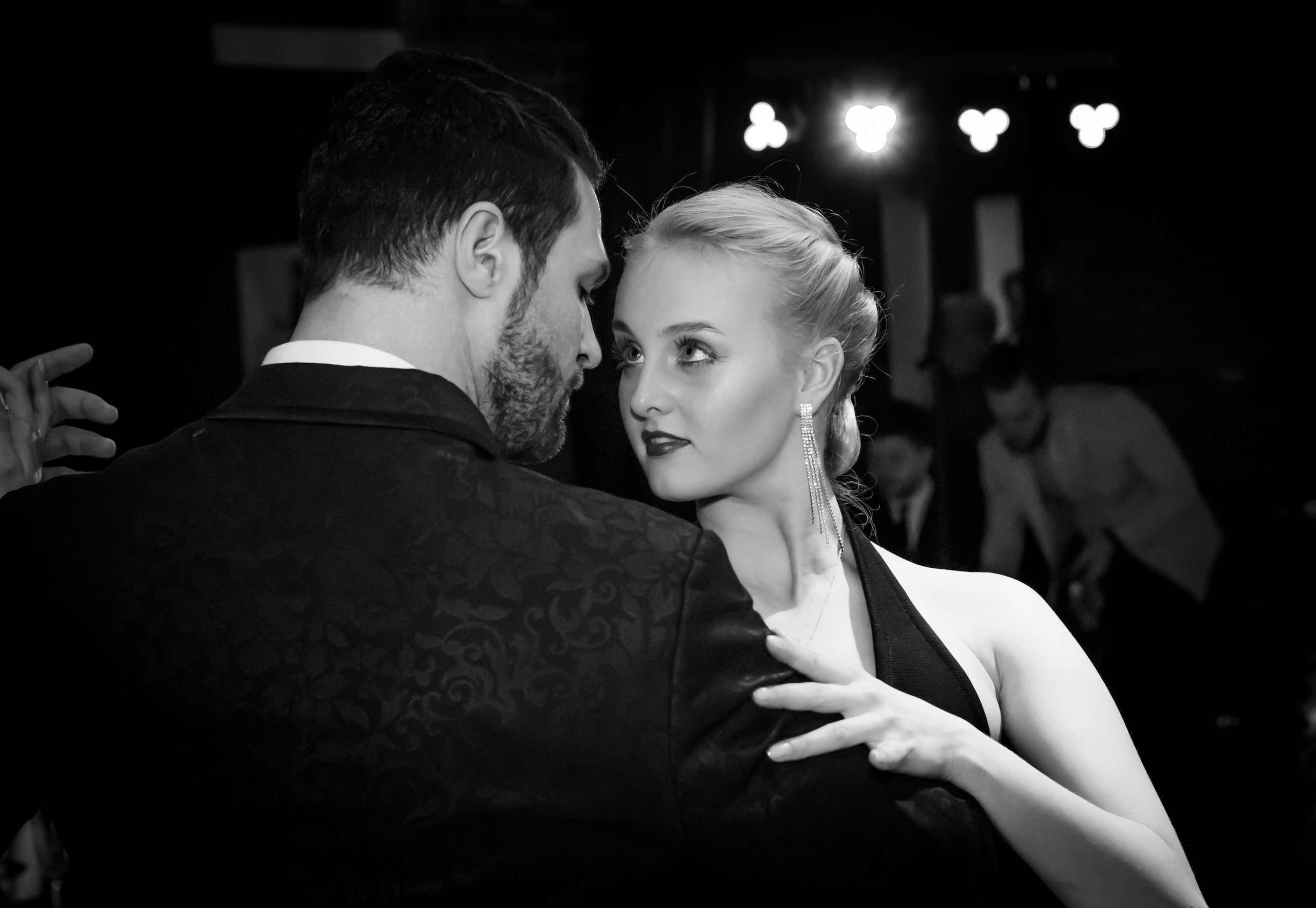 Фото с милонги. Фотограф Вадим Тренин — аналоговая ретрофотосъемка, танго-фотография,