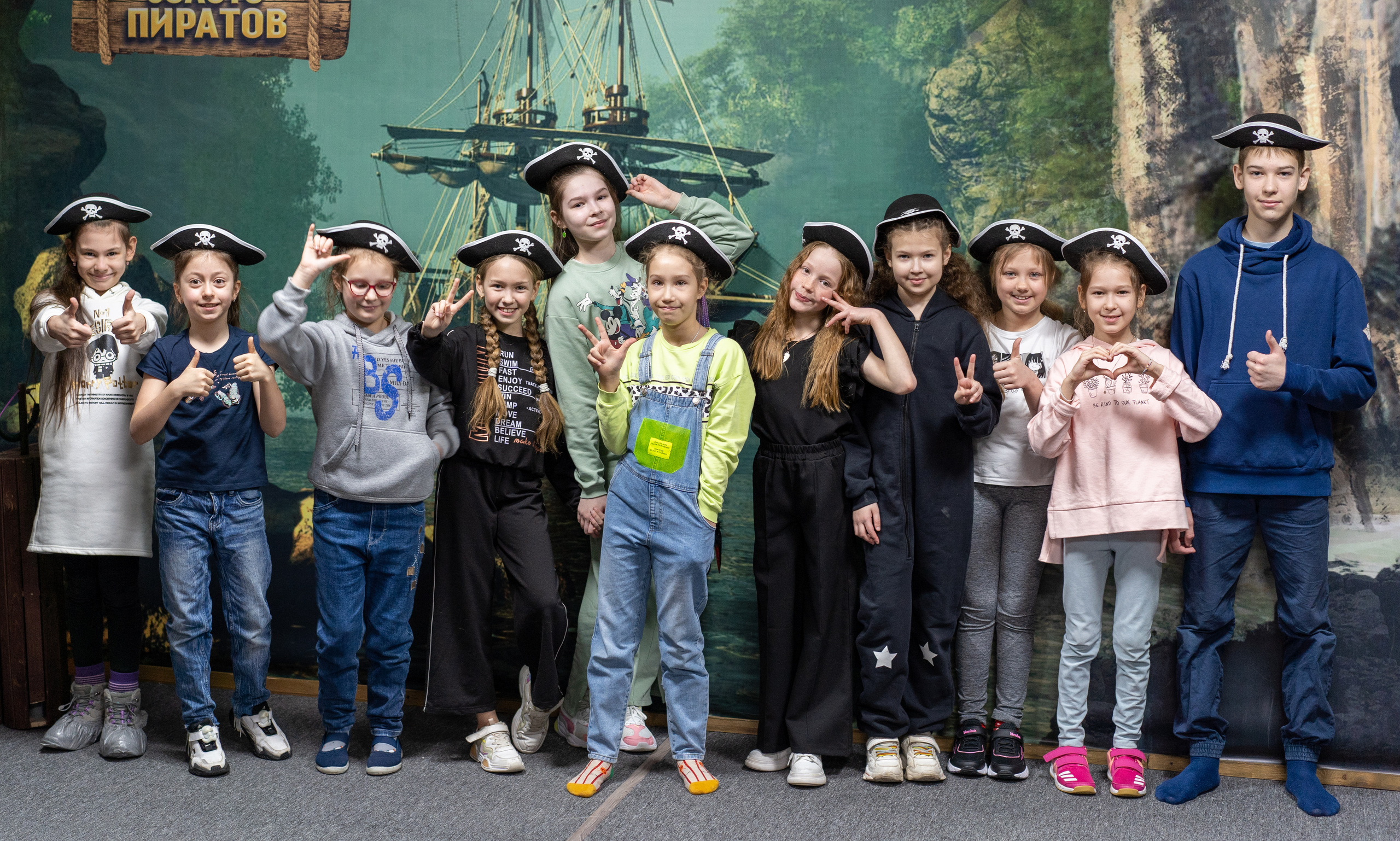 День рождение в детской комнате. Фотограф в Екатеринбурге Павел Самков