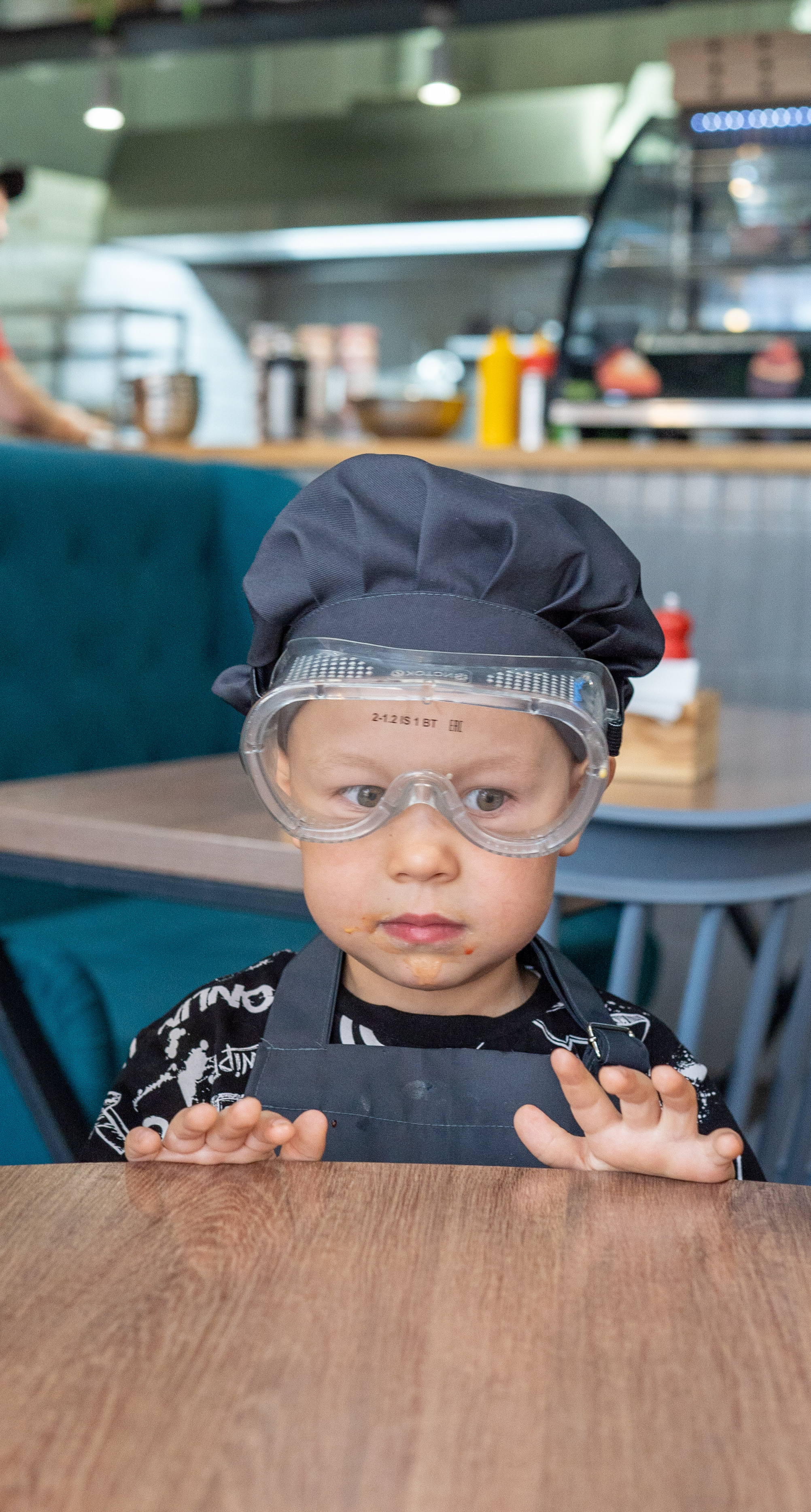 День рождение в бургерной. Фотограф в Екатеринбурге Павел Самков