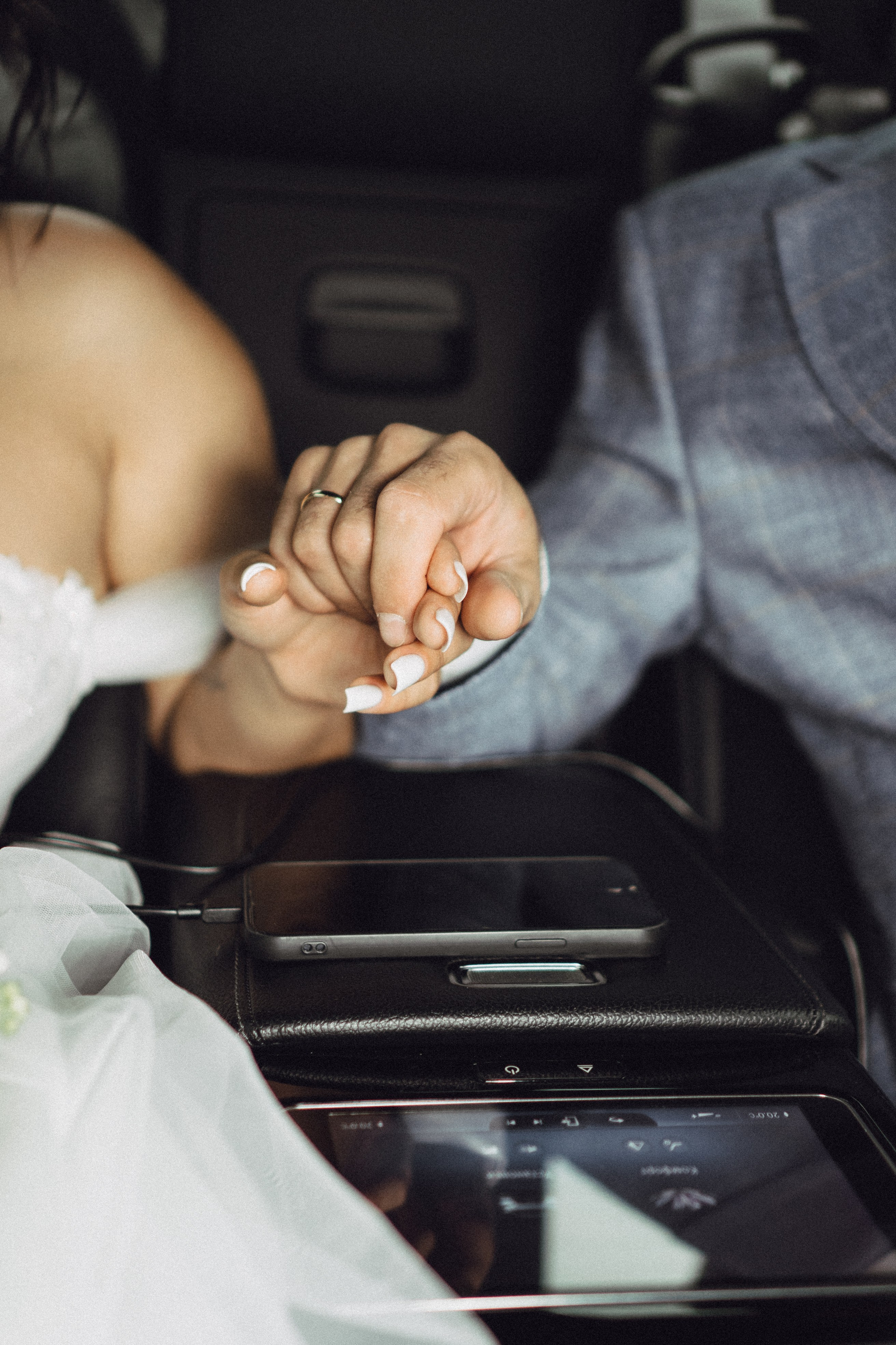 СВАДЕБНАЯ ПРОГУЛКА РЕСТОРАН МЫ ЖЕ НА ТЫ И ФОТОСЕССИИЯ С АВТОМОБИЛЕМ. Профессиональный фотограф, Санкт-Петербург — Виктория Богомолова