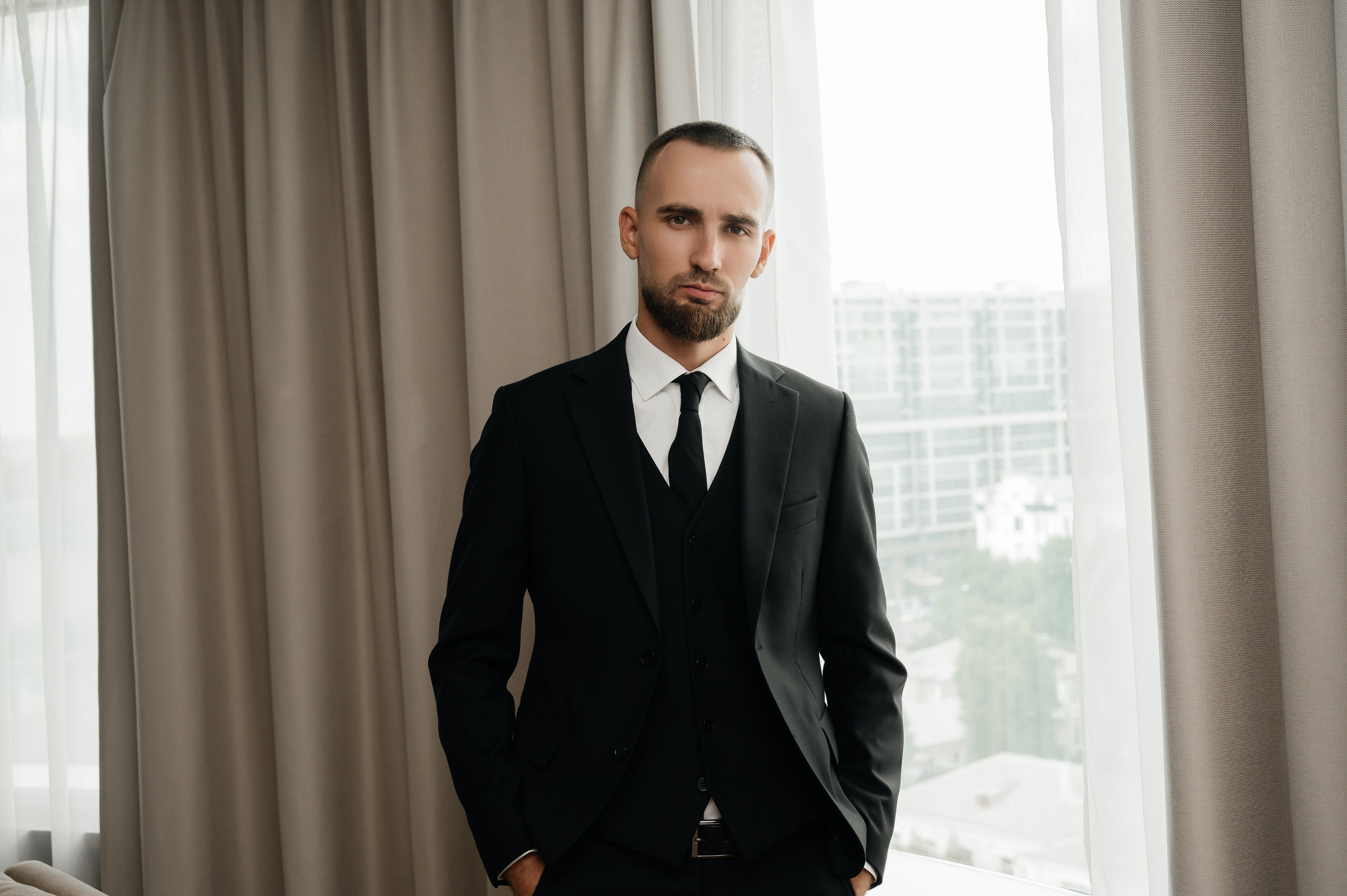 Свадьба (утро в отеле). Свадебный и семейный фотограф в Краснодаре Алина Мельник