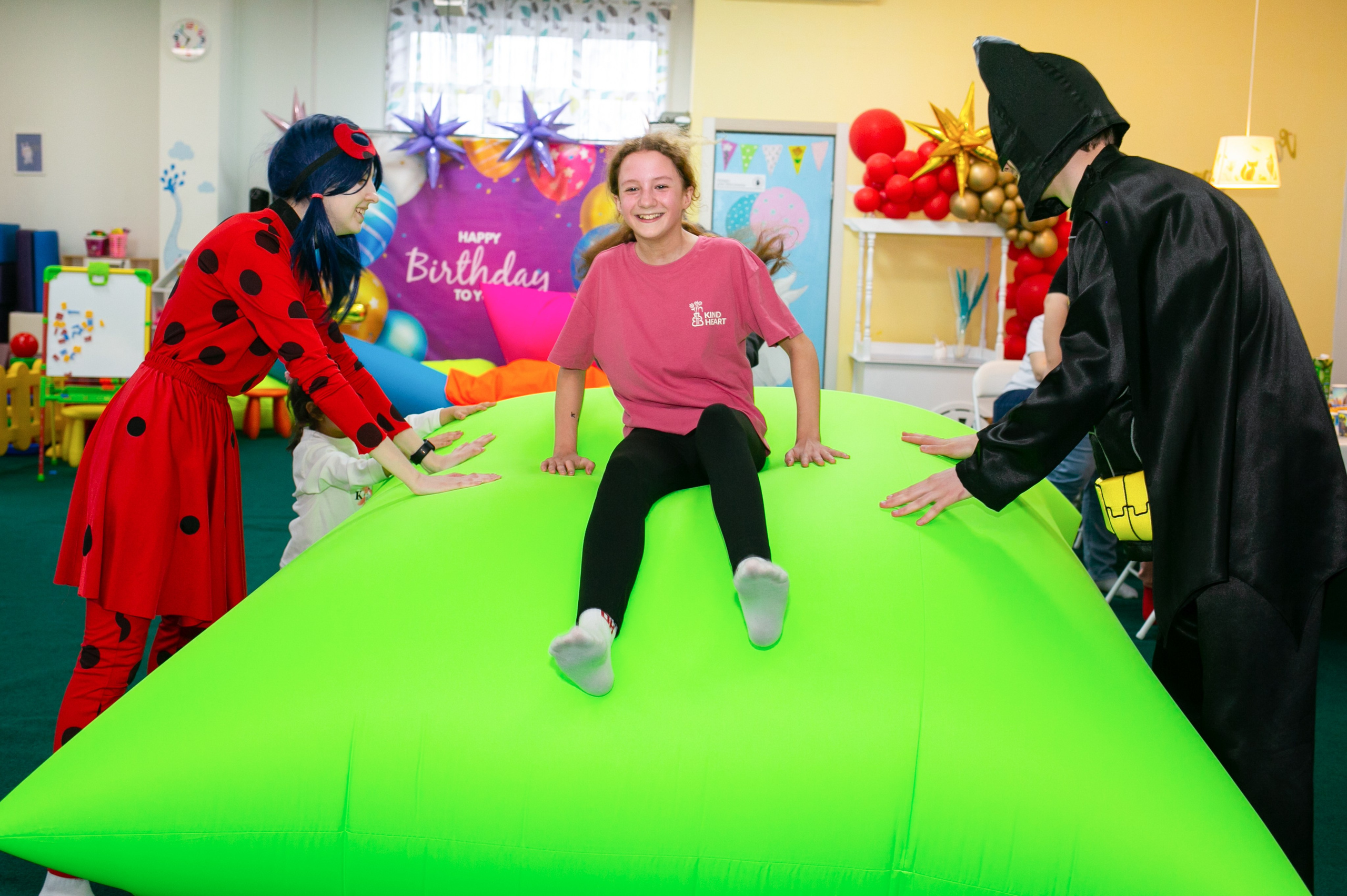 Леди Баг и Бэтмен. Фотограф новорожденных и семейный фотограф НСО г. Бердск Марина Львова