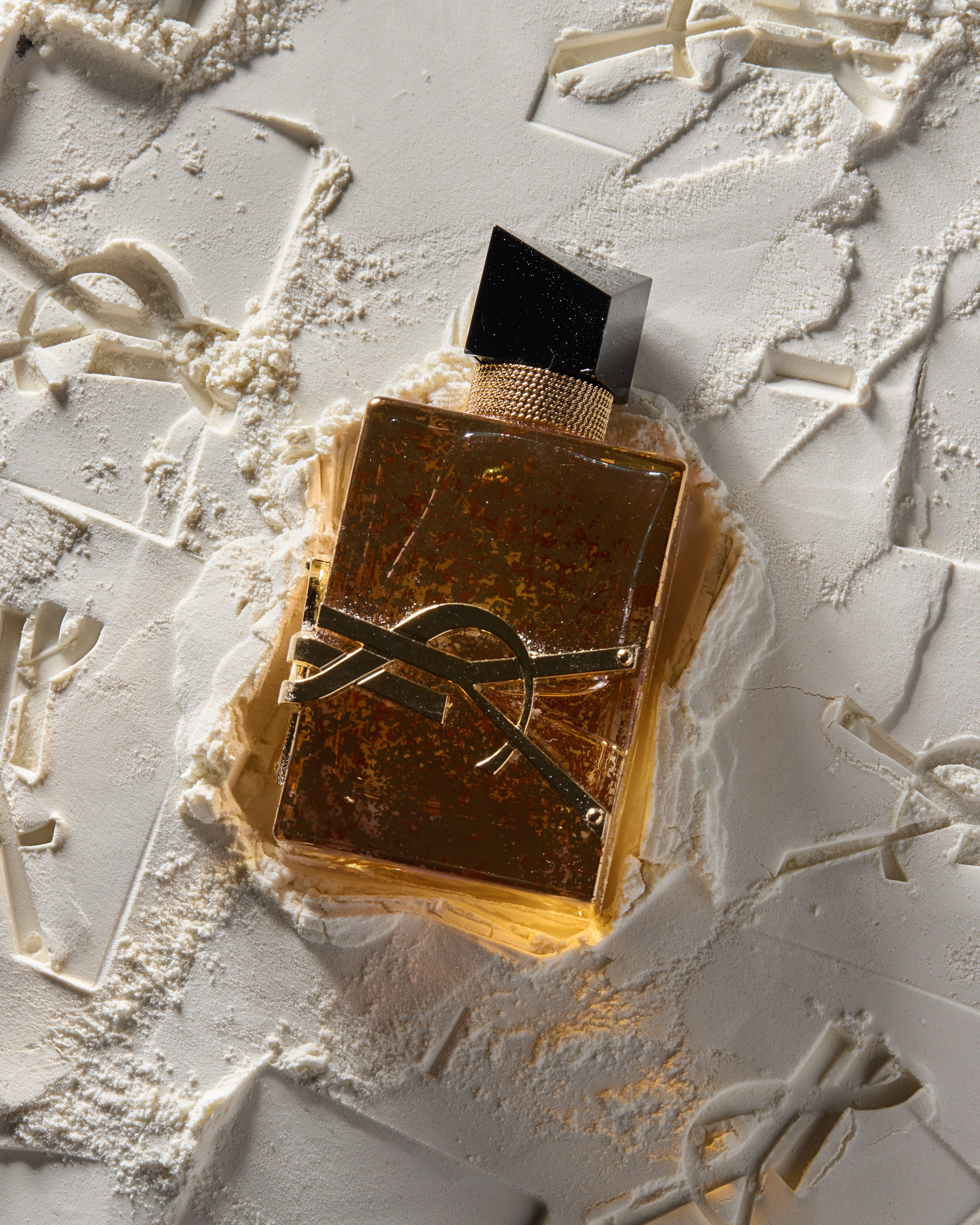 BEFORE/AFTER. Professional retoucher