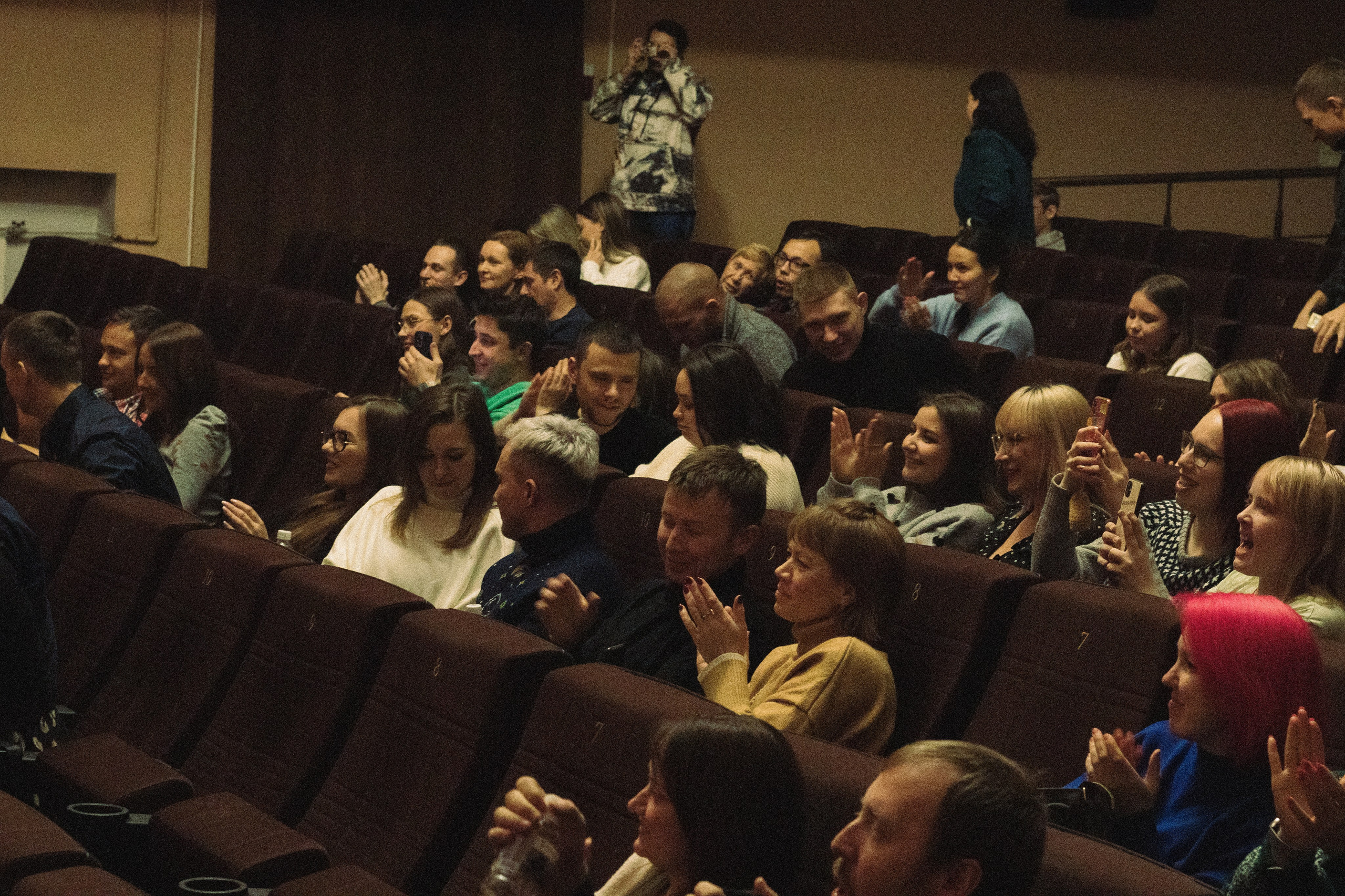 Стэндап Филипп Воронин. Boringowl | Коммерческий фотограф в Иркутске Раиса Ботороева