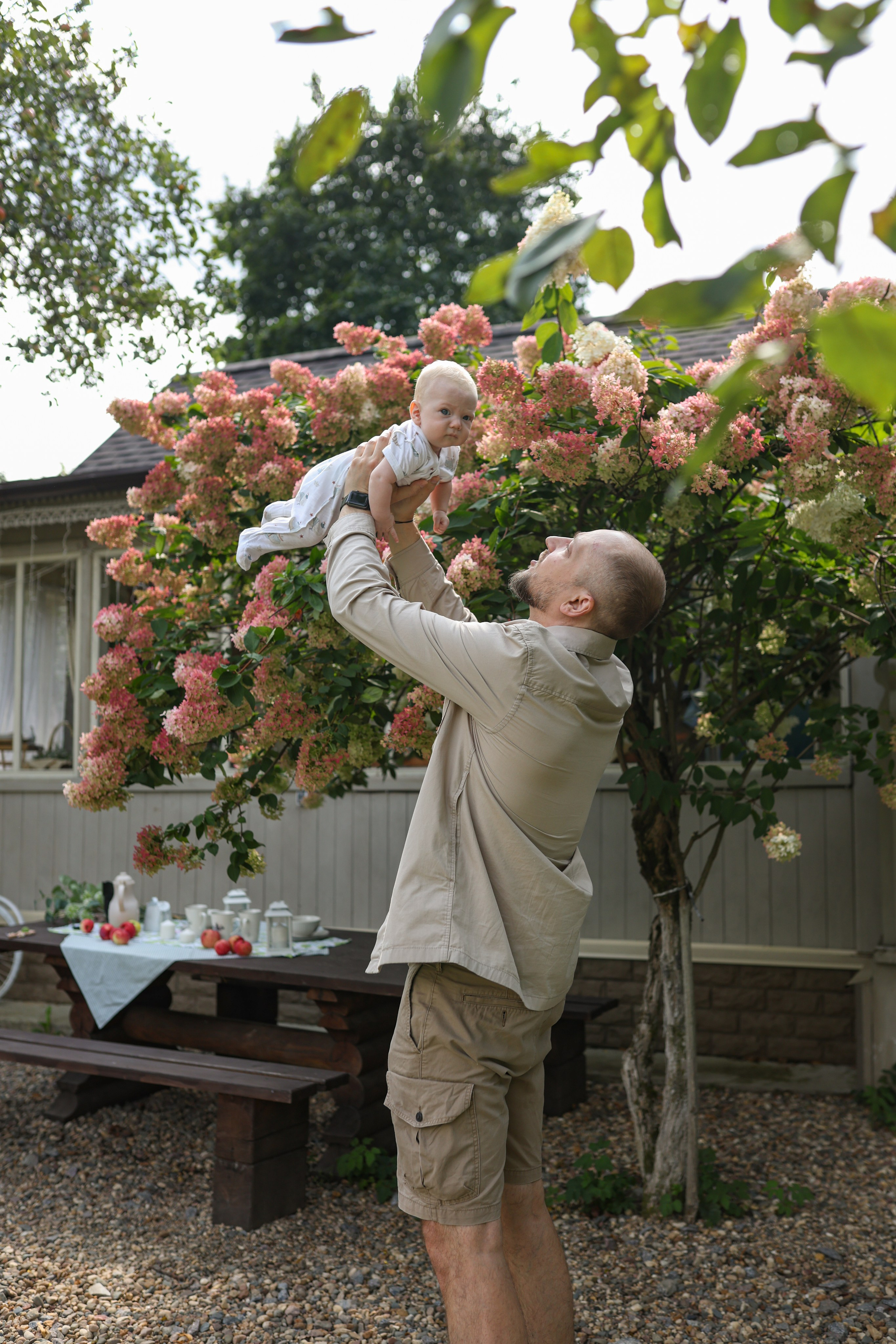 Семейная фотосессия в загородной студии. Фотограф в Железнодорожном и Балашихе
