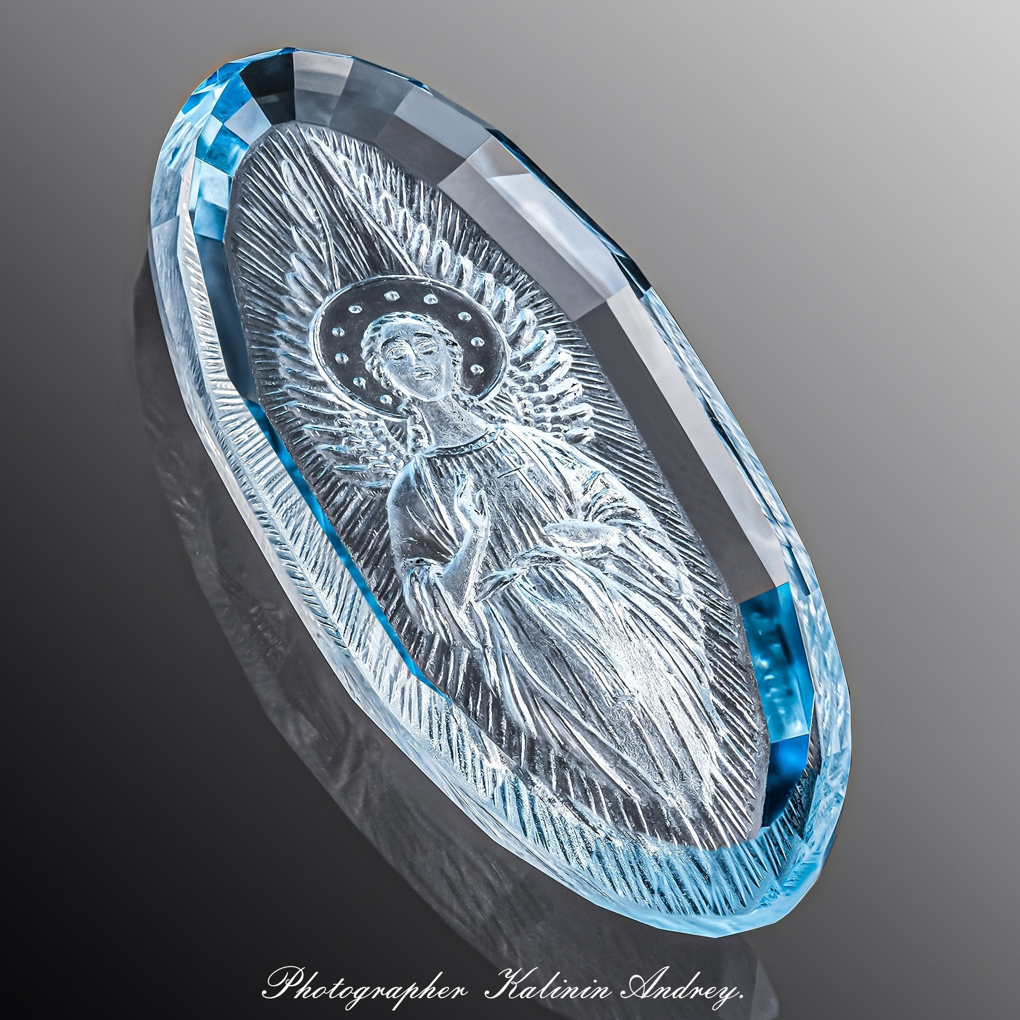 Профессиональная уникальная рекламная фотосъёмка драгоценных в Москве  тел +7 966-003-13-07. Высококачественная профессиональная рекламная фотосъёмка ювелирных украшений, драгоценных камней в Москве. Обучение, консультация