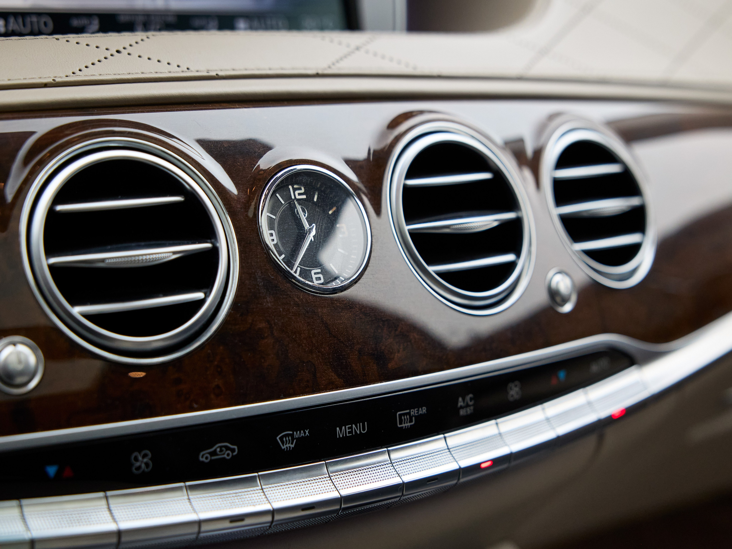 Mercedes S500. IDeAI studio