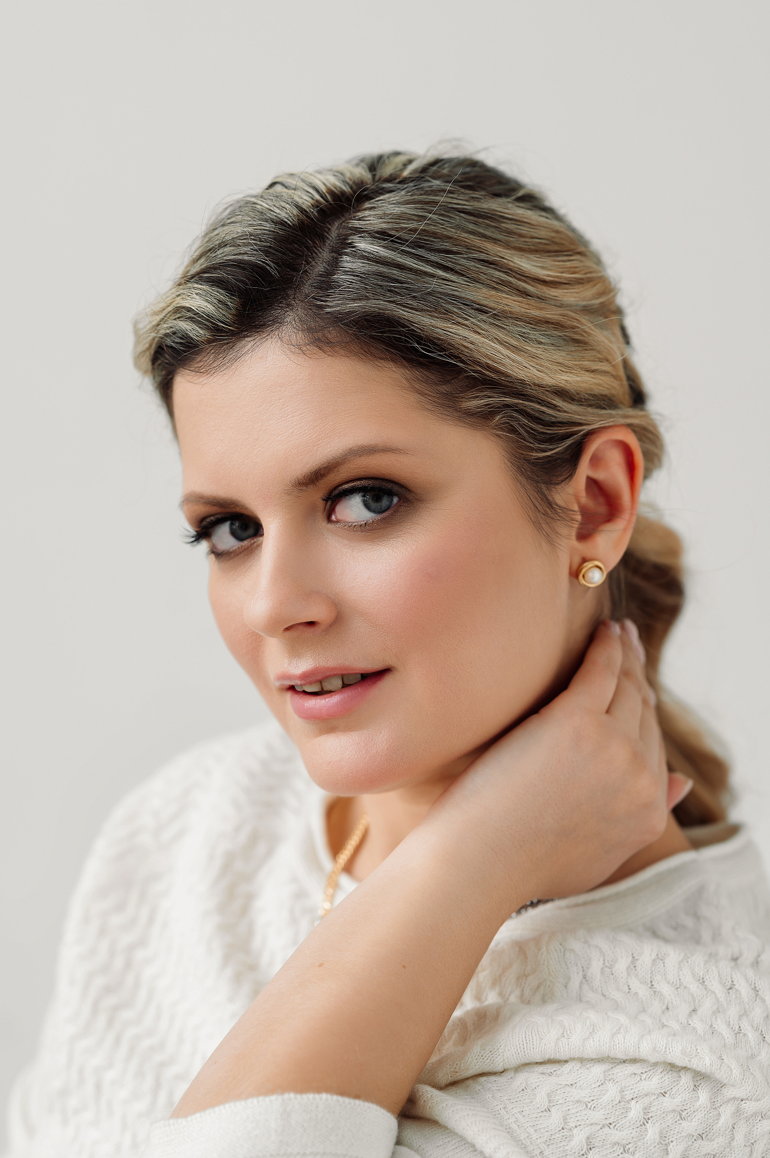 Съемка контента украшения. Фотограф товаров для соцсетей - инстаграм, вконтакте, сайта, блога. Контент-фотограф в Москве Хныкина Лена