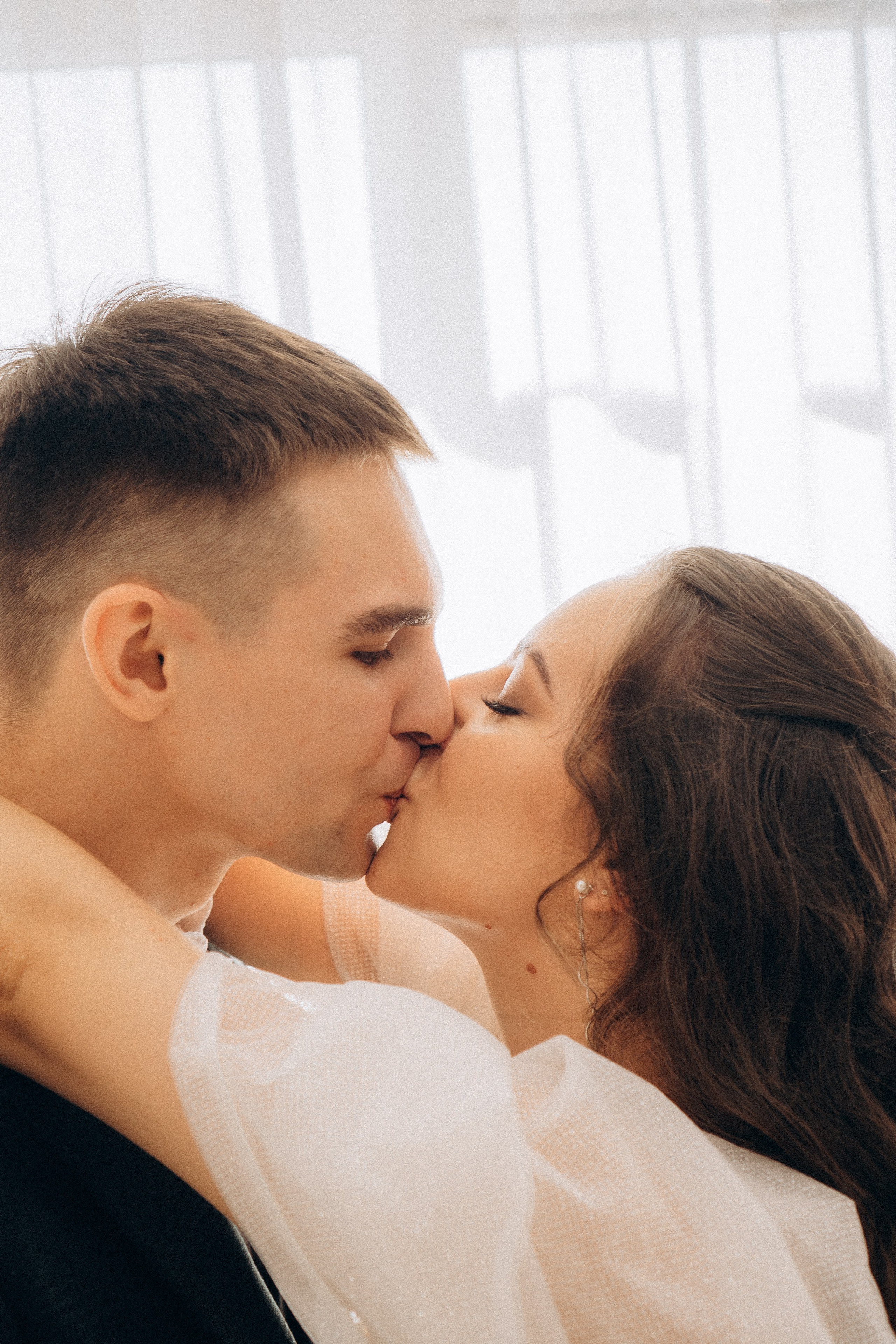 СВАДЕБНАЯ СЬЕМК В ПАРКЕ 300-ЛЕТИЯ. Профессиональный фотограф, Санкт-Петербург — Виктория Богомолова