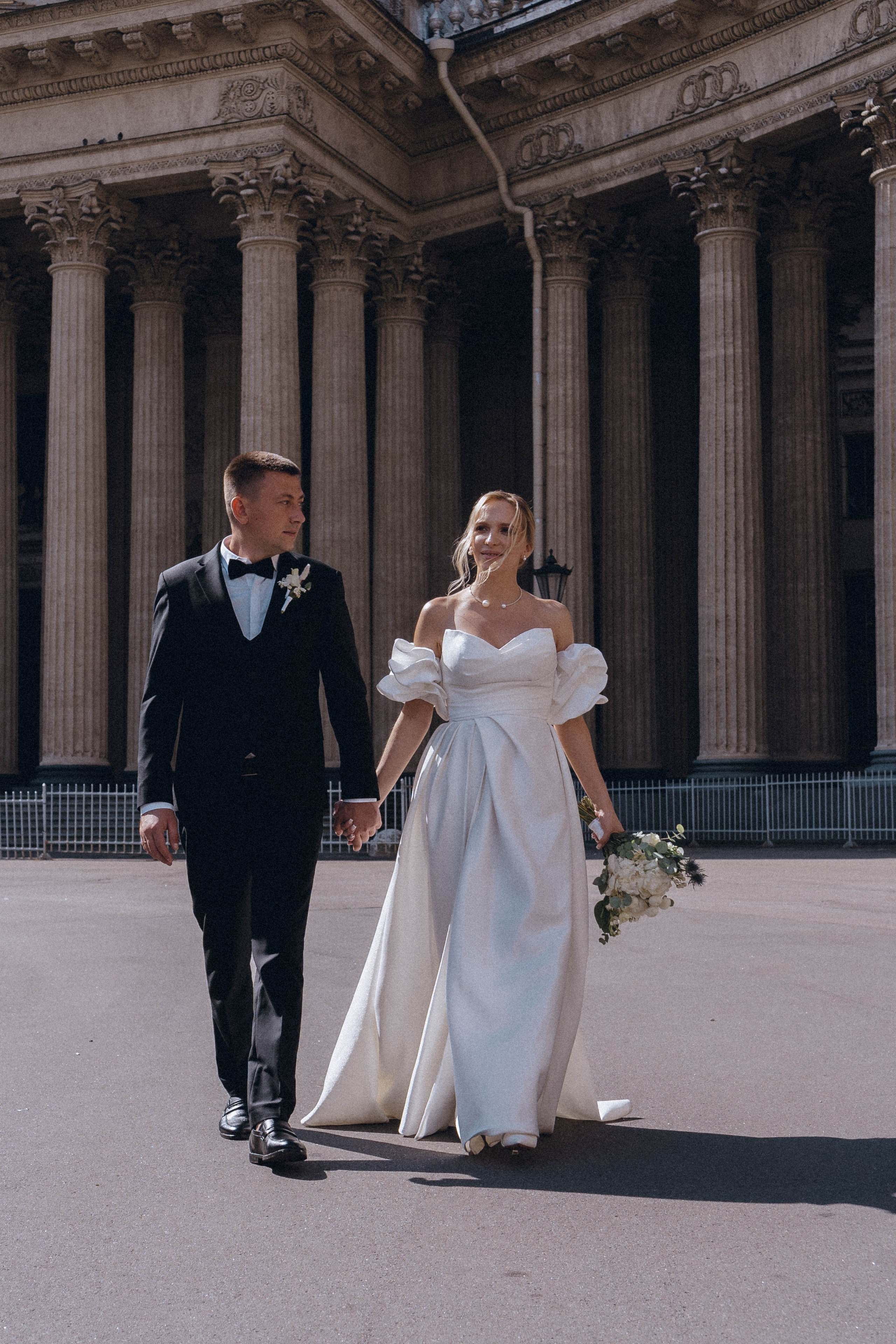 СВАДЕНБНАЯ СЬЕМКА НА КАТЕРЕ ПО КАНАЛАМ САНКТ-ПЕТЕРБУРГА И В АКВАТОРИИ НЕВЫ. Профессиональный фотограф, Санкт-Петербург — Виктория Богомолова