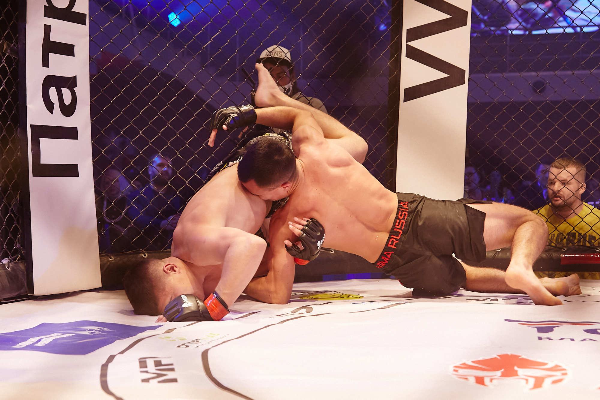 Спортивный Фотограф спорт мероприятие Владивосток единоборства ММА 