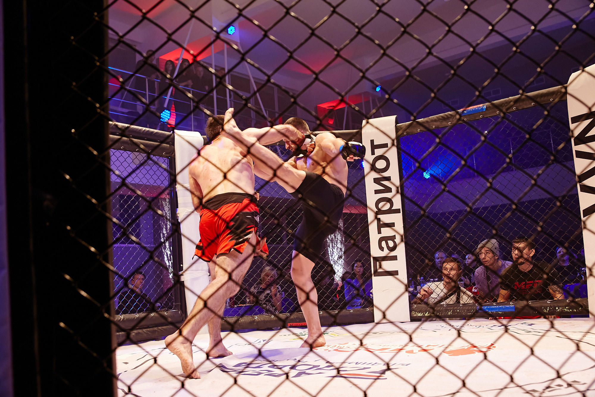 Спортивный Фотограф спорт мероприятие Владивосток единоборства ММА 