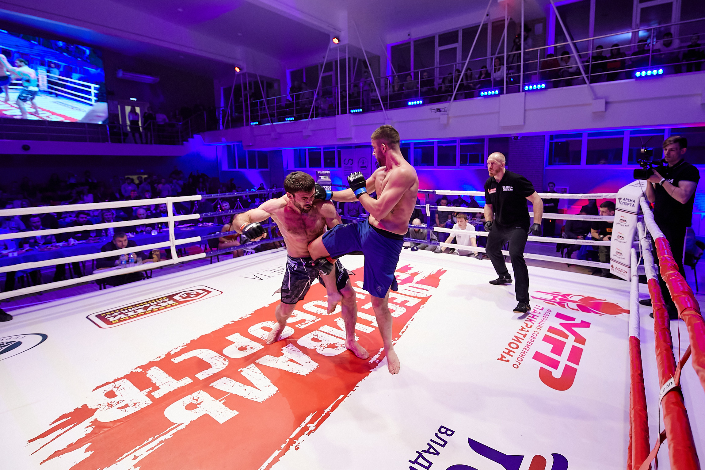 Спортивный Фотограф спорт мероприятие Владивосток единоборства ММА 