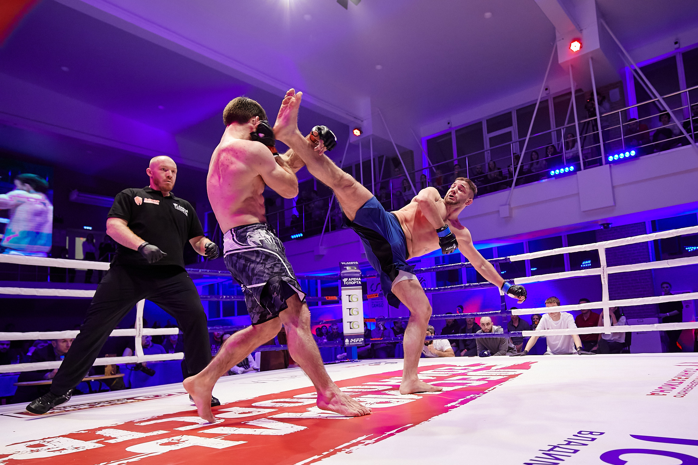 Спортивный Фотограф спорт мероприятие Владивосток единоборства ММА 