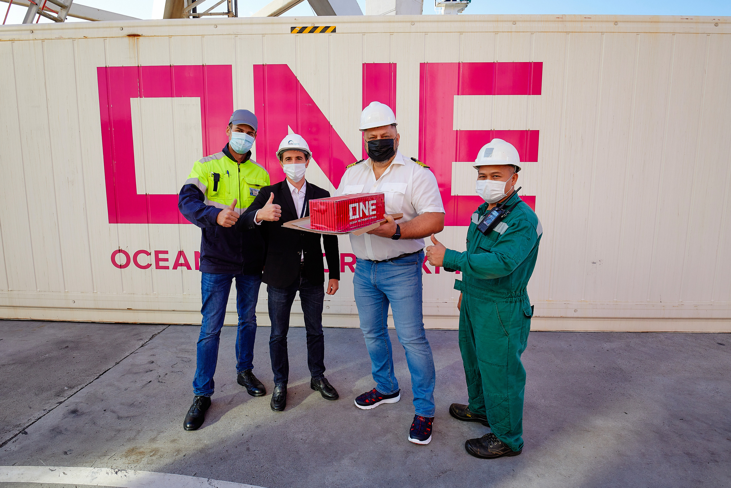 Фотограф репортаж Владивосток репортажная съёмка Приморский край фотосъёмка промышленность бизнес производство судно порт аэросъёмка