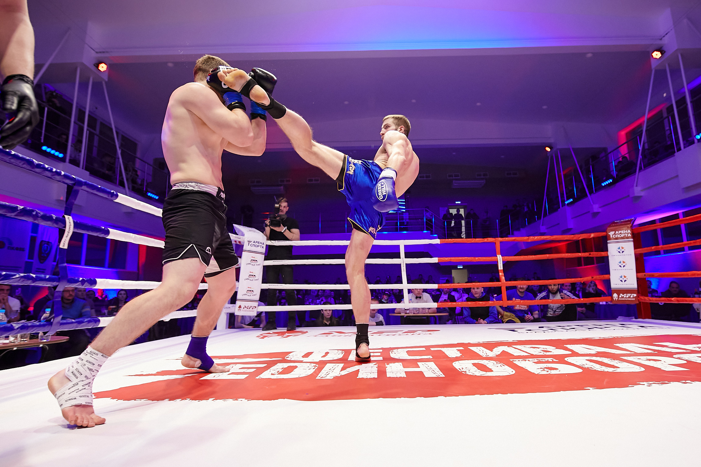 Спортивный Фотограф спорт мероприятие Владивосток единоборства ММА 