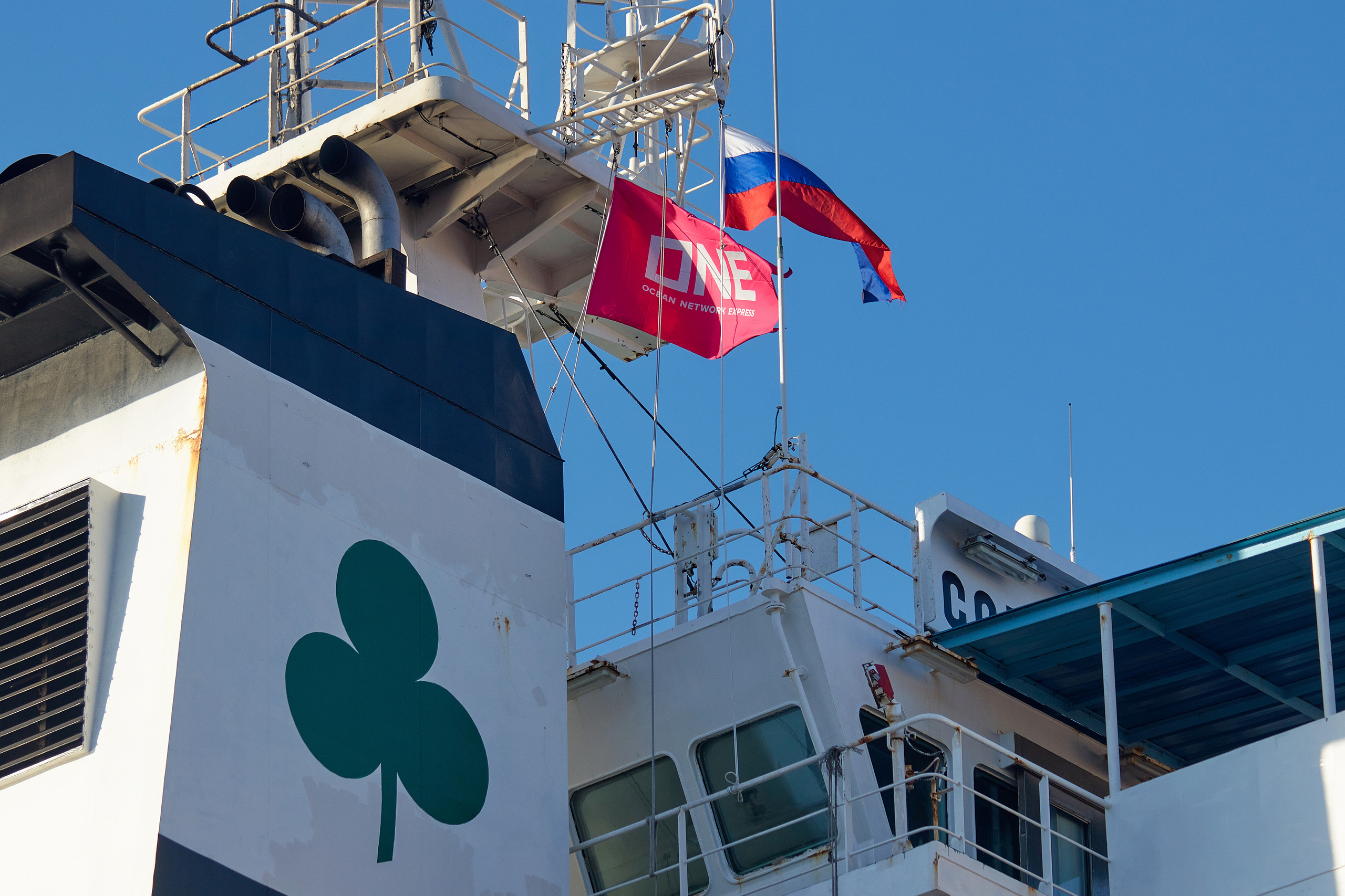 Фотограф репортаж Владивосток репортажная съёмка Приморский край фотосъёмка промышленность бизнес производство судно порт аэросъёмка