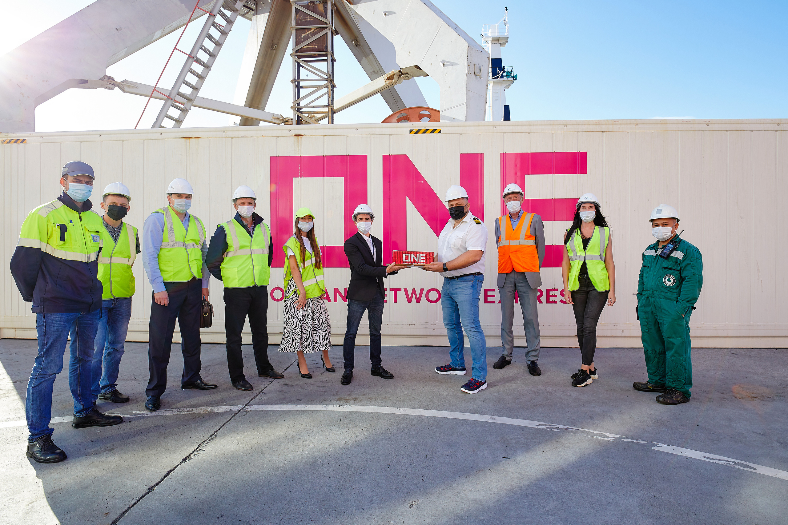 Фотограф репортаж Владивосток репортажная съёмка Приморский край фотосъёмка промышленность бизнес производство судно порт аэросъёмка